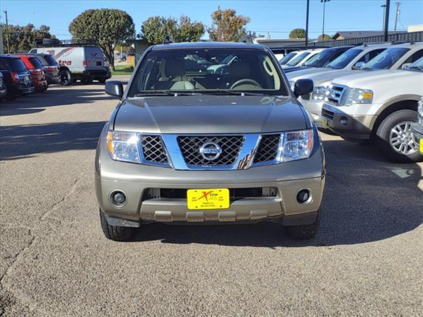 2006 Granite Metallic Ky2 Nissan Pathfinder S (5N1AR18U66C) with an 4.0L 4.0L NA V6 double overhead cam (DOHC) 24V Fuel Injected engine, 5-Speed Automatic transmission, located at 1401 N. Hobart, Pampa, TX, 79065, (806) 665-9872, 35.549953, -100.975098 - Photo#1