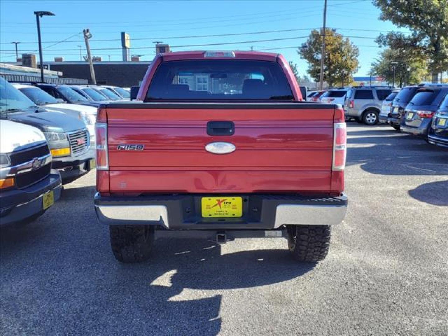 2009 Royal Red Clearcoat Metallic Uk Ford F-150 XLT (1FTRW12879F) with an 4.6L 4.6L 3V V8 292hp 320ft. lbs. Sequential Multiport Fuel Injection engine, 6-Speed Automatic transmission, located at 1401 N. Hobart, Pampa, TX, 79065, (806) 665-9872, 35.549953, -100.975098 - Photo#3