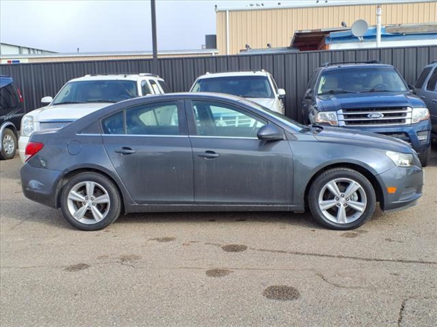 2013 Tungsten Metallic Gxg Chevrolet Cruze 2LT Auto (1G1PE5SB8D7) with an 1.4L Ecotec 1.4L Turbo I4 138hp 148ft. lbs. Sequential Multiport Fuel Injection engine, 6-Speed Shiftable Automatic transmission, located at 1401 N. Hobart, Pampa, TX, 79065, (806) 665-9872, 35.549953, -100.975098 - Photo#2