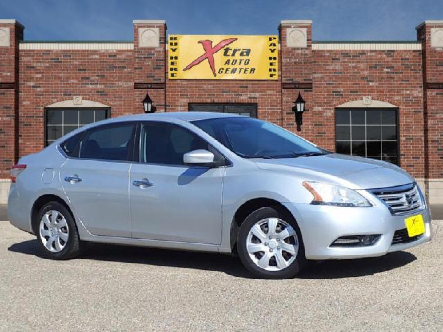 2014 Brilliant Silver Nissan Sentra SV (3N1AB7AP3EY) with an 1.8L 1.8L I4 130hp 128ft. lbs. Sequential Multiport Fuel Injection engine, CVT transmission, located at 1401 N. Hobart, Pampa, TX, 79065, (806) 665-9872, 35.549953, -100.975098 - Photo#0