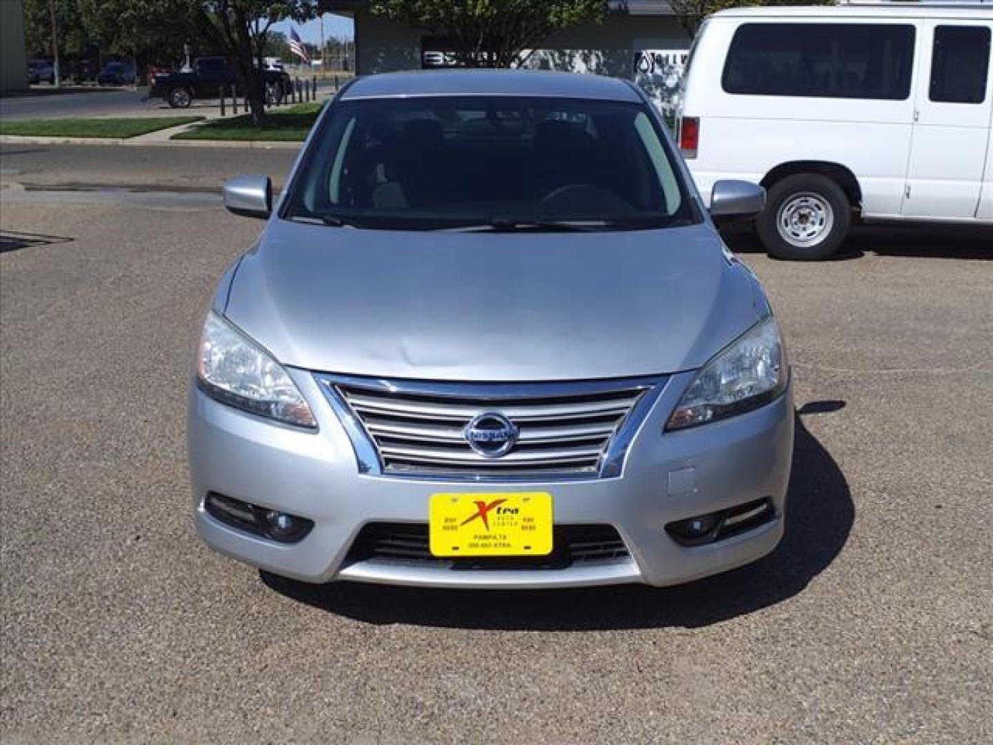 2014 Brilliant Silver Nissan Sentra SV (3N1AB7AP3EY) with an 1.8L 1.8L I4 130hp 128ft. lbs. Sequential Multiport Fuel Injection engine, CVT transmission, located at 1401 N. Hobart, Pampa, TX, 79065, (806) 665-9872, 35.549953, -100.975098 - Photo#1