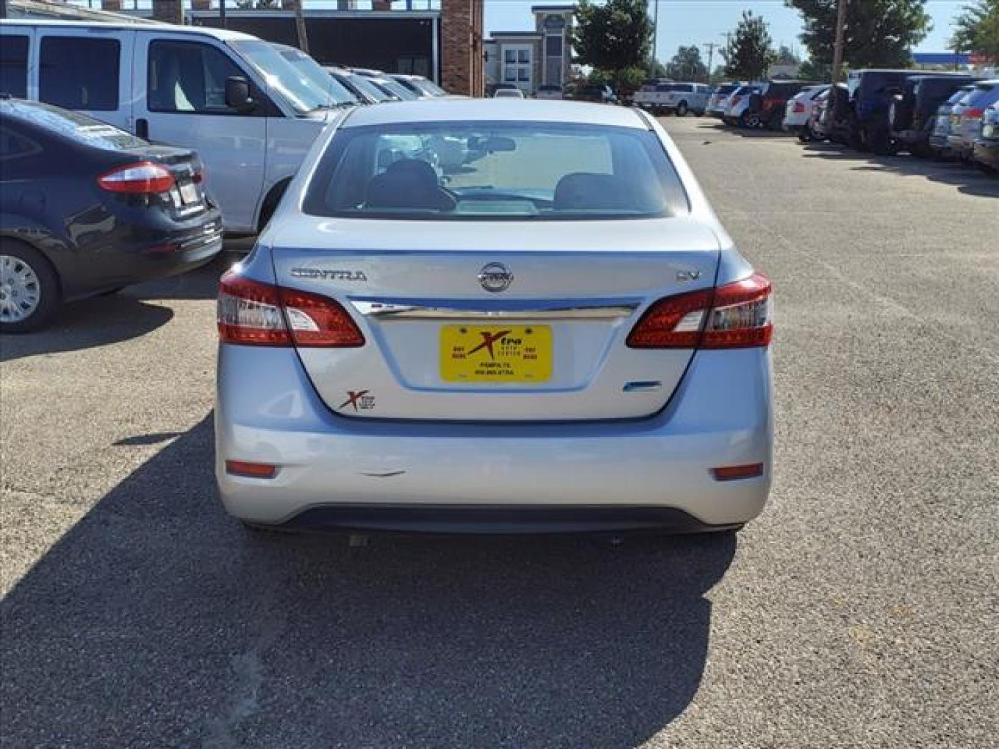 2014 Brilliant Silver Nissan Sentra SV (3N1AB7AP3EY) with an 1.8L 1.8L I4 130hp 128ft. lbs. Sequential Multiport Fuel Injection engine, CVT transmission, located at 1401 N. Hobart, Pampa, TX, 79065, (806) 665-9872, 35.549953, -100.975098 - Photo#3