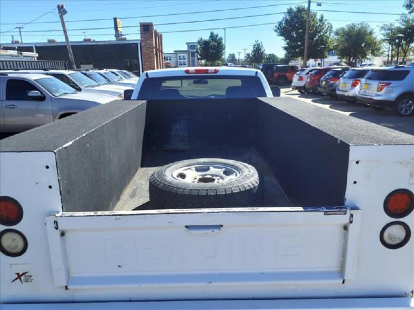 2013 Summit White Chevrolet Silverado 2500HD Work Truck (1GB2CVC85DZ) with an 6.6L Duramax 6.6L Diesel Turbo V8 397hp 765ft. lbs. Common Rail Direct Injection engine, Allison 1000 6-Speed Shiftable Automatic transmission, located at 1401 N. Hobart, Pampa, TX, 79065, (806) 665-9872, 35.549953, -100.975098 - Photo#5