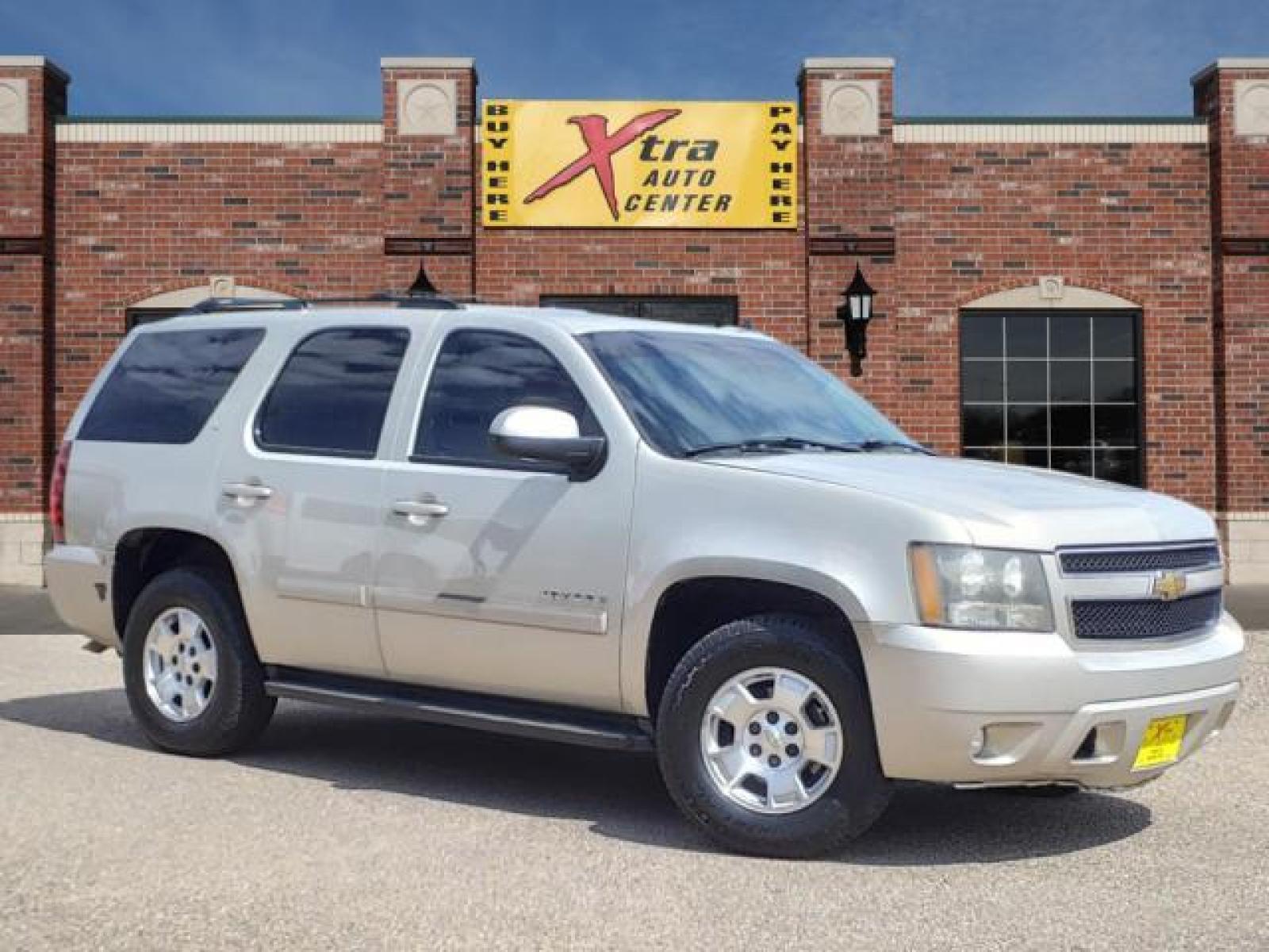 2007 Silver Birch Metallic Chevrolet Tahoe LT (1GNFC13047R) with an 5.3L Vortec 5.3L Flex Fuel V8 320hp 340ft. lbs. Sequential-Port F.I. engine, 4-Speed Automatic transmission, located at 1401 N. Hobart, Pampa, TX, 79065, (806) 665-9872, 35.549953, -100.975098 - Photo #0