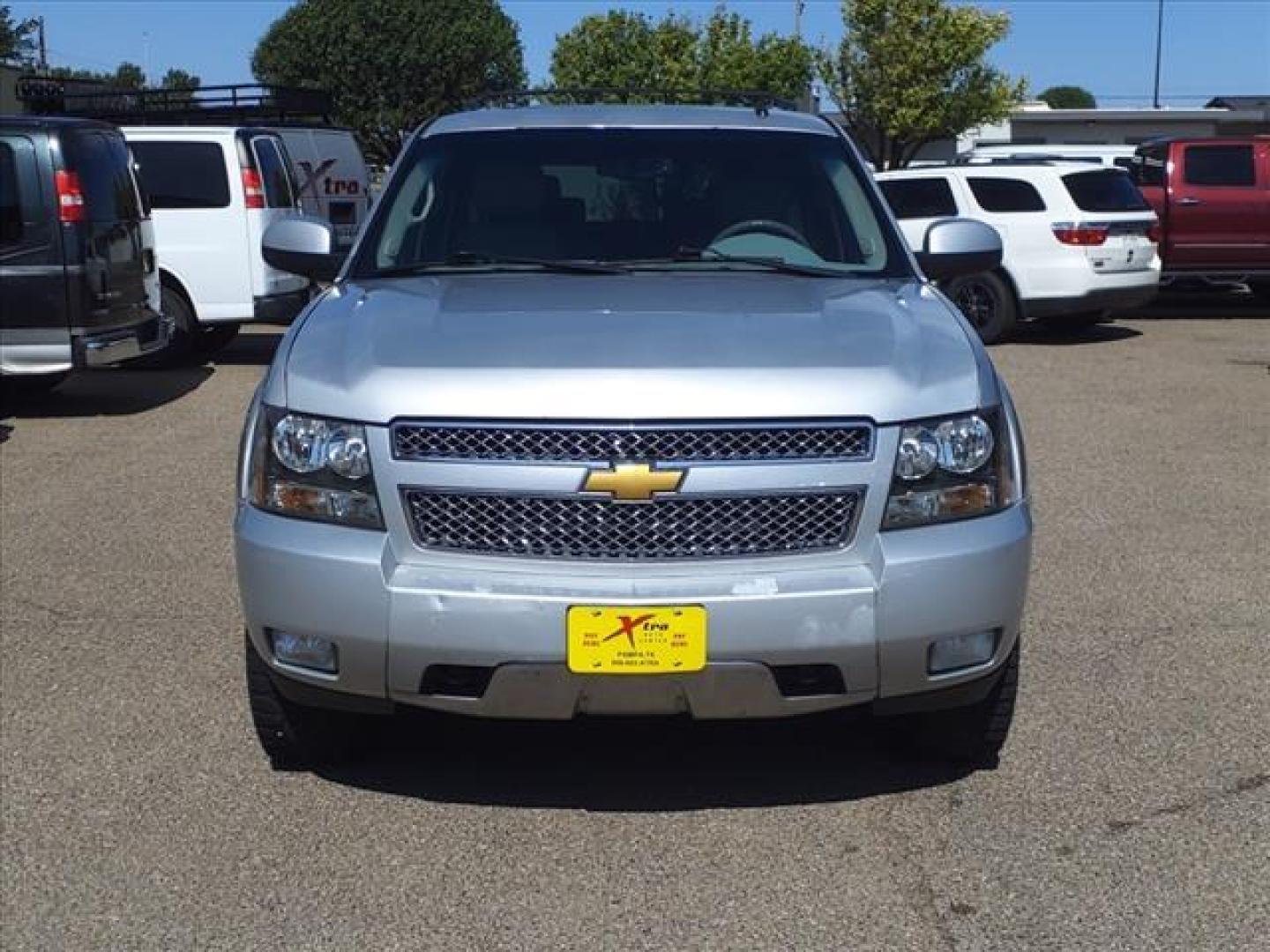 2010 Sheer Silver Metallic Chevrolet Tahoe LT (1GNUKBE07AR) with an 5.3L Vortec Iron Block 5.3L Flex Fuel V8 320hp 335ft. lbs. Sequential-Port F.I. engine, 6-Speed Shiftable Automatic transmission, located at 1401 N. Hobart, Pampa, TX, 79065, (806) 665-9872, 35.549953, -100.975098 - Photo#1