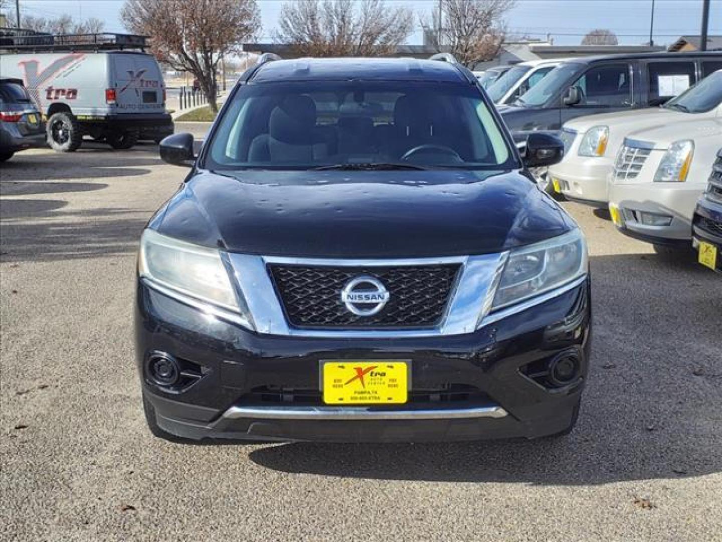 2013 Super Black Kh3 Nissan Pathfinder SV (5N1AR2MN5DC) with an 3.5L 3.5L V6 260hp 240ft. lbs. Sequential Multiport Fuel Injection engine, CVT transmission, located at 1401 N. Hobart, Pampa, TX, 79065, (806) 665-9872, 35.549953, -100.975098 - Photo#1