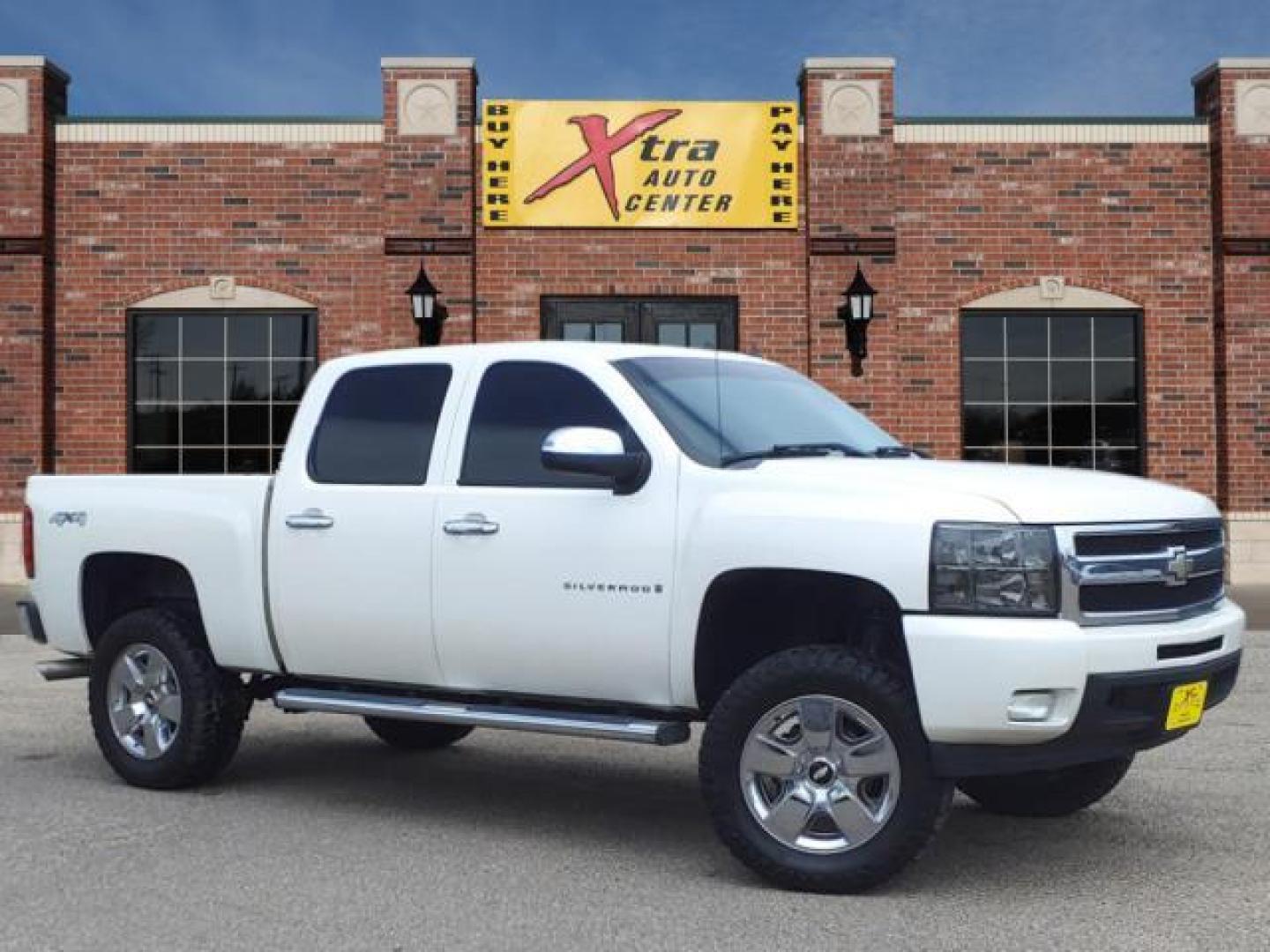 2009 White Diamond Tricoat Chevrolet Silverado 1500 LTZ (3GCEK33349G) with an 5.3L Vortec Aluminum Block 5.3L Flex Fuel V8 315hp 338ft. lbs. Fuel Injected engine, 6-Speed Shiftable Automatic transmission, located at 1401 N. Hobart, Pampa, TX, 79065, (806) 665-9872, 35.549953, -100.975098 - Photo#0