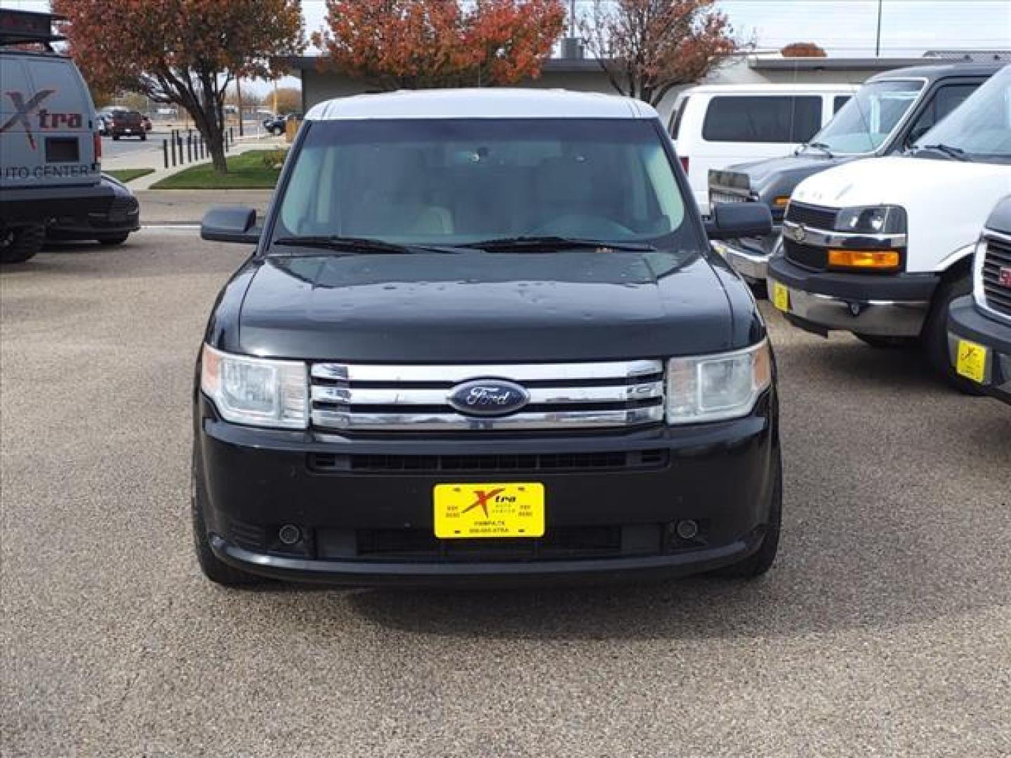 2010 Tuxedo Black Uh Ford Flex SE (2FMGK5BC7AB) with an 3.5L 3.5L V6 262hp 248ft. lbs. Sequential Multiport Fuel Injection engine, 6-Speed Automatic transmission, located at 1401 N. Hobart, Pampa, TX, 79065, (806) 665-9872, 35.549953, -100.975098 - Photo#1