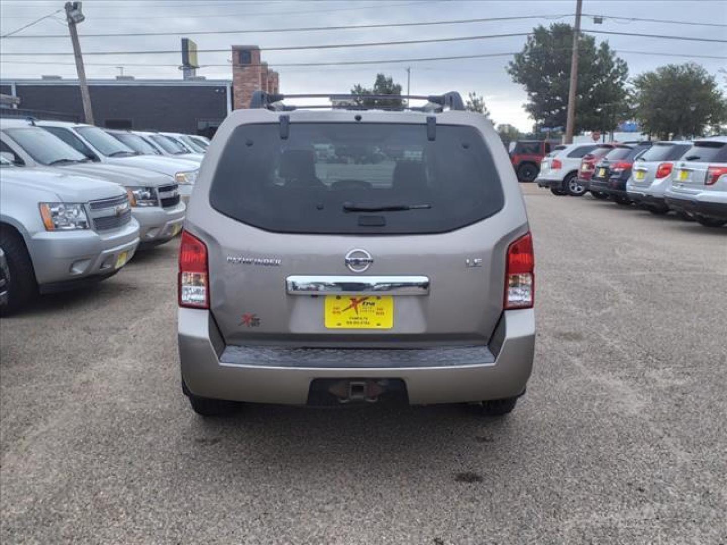 2008 Desert Stone Nissan Pathfinder LE (5N1AR18B58C) with an 4.0L 4.0L V6 266hp 288ft. lbs. Fuel Injected engine, 5-Speed Automatic transmission, located at 1401 N. Hobart, Pampa, TX, 79065, (806) 665-9872, 35.549953, -100.975098 - Photo#3