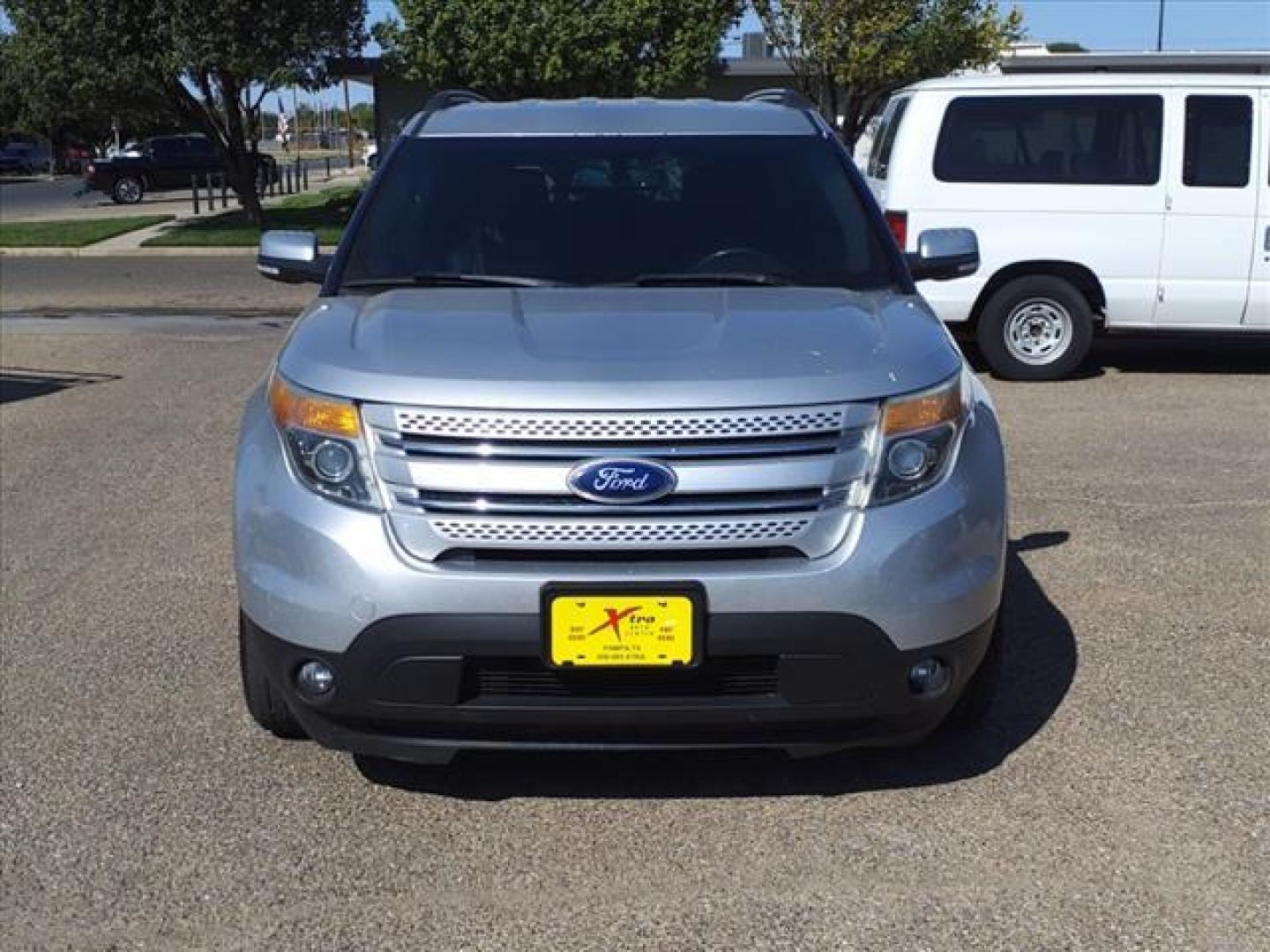 2015 Ingot Silver Metallic Ford Explorer Limited (1FM5K7F88FG) with an 3.5L 3.5L V6 290hp 255ft. lbs. Sequential Multiport Fuel Injection engine, 6-Speed Shiftable Automatic transmission, located at 1401 N. Hobart, Pampa, TX, 79065, (806) 665-9872, 35.549953, -100.975098 - Photo#1