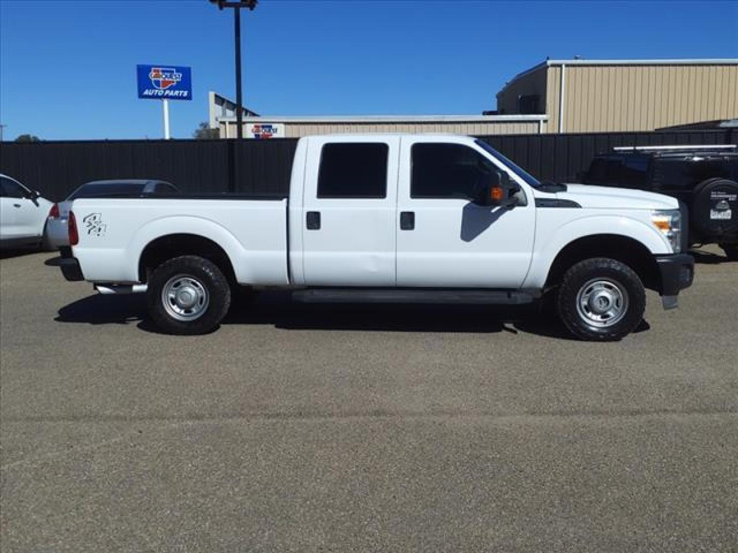 2012 Oxford White Ford F-250 Super Duty XL (1FT7W2B60CE) with an 6.2L 6.2L Flex Fuel V8 385hp 405ft. lbs. Sequential Electronic Fuel Injection engine, 6-Speed Shiftable Automatic transmission, located at 1401 N. Hobart, Pampa, TX, 79065, (806) 665-9872, 35.549953, -100.975098 - Photo#2