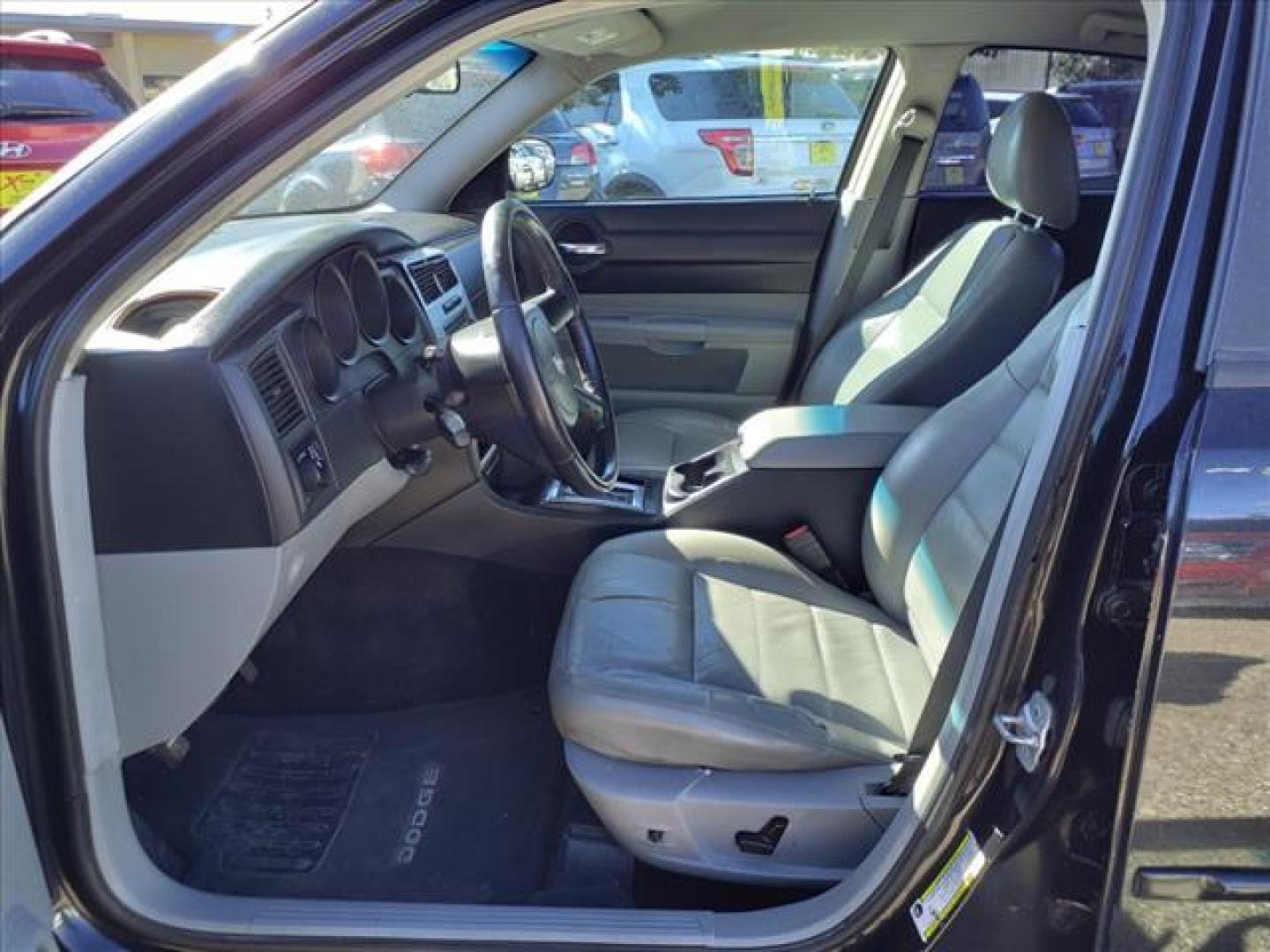 2007 Brilliant Black Crystal Pearlcoat Pxr Dodge Charger RT (2B3KA53H07H) with an 5.7L 5.7L V8 overhead valve 16V Sequential Multiport Fuel Injection engine, 5-Speed Shiftable Automatic transmission, located at 1401 N. Hobart, Pampa, TX, 79065, (806) 665-9872, 35.549953, -100.975098 - Photo#10