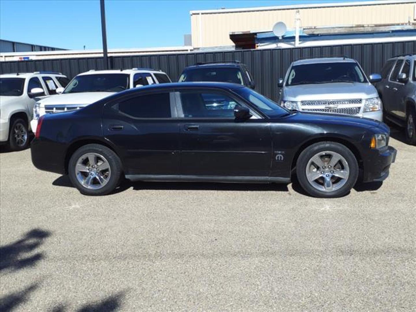 2007 Brilliant Black Crystal Pearlcoat Pxr Dodge Charger RT (2B3KA53H07H) with an 5.7L 5.7L V8 overhead valve 16V Sequential Multiport Fuel Injection engine, 5-Speed Shiftable Automatic transmission, located at 1401 N. Hobart, Pampa, TX, 79065, (806) 665-9872, 35.549953, -100.975098 - Photo#2