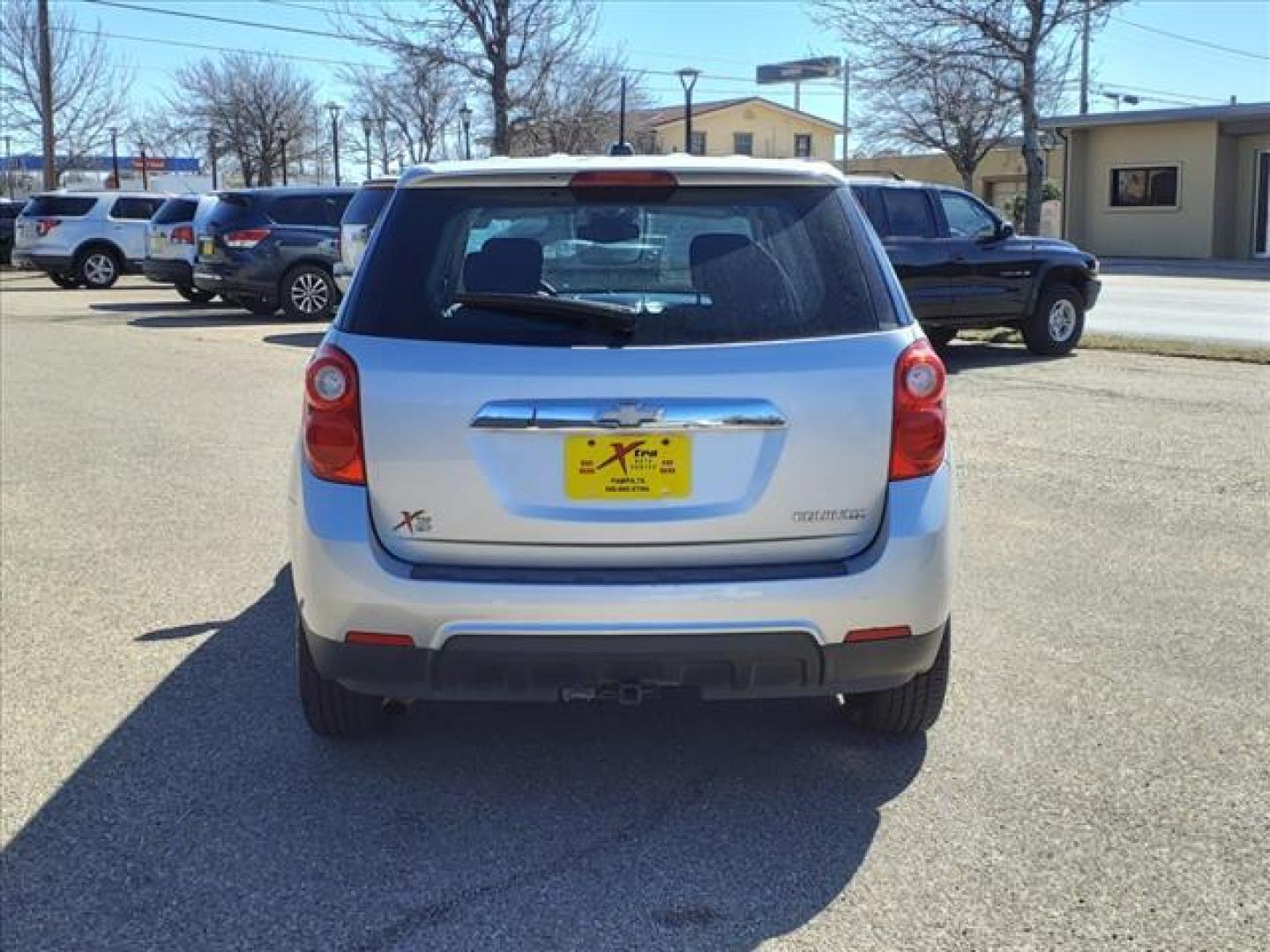 2015 Silver Ice Metallic Chevrolet Equinox LS (1GNALAEKXFZ) with an 2.4L 2.4L I4 182hp 172ft. lbs. Direct Injection engine, 6-Speed Shiftable Automatic transmission, located at 1401 N. Hobart, Pampa, TX, 79065, (806) 665-9872, 35.549953, -100.975098 - Photo#3