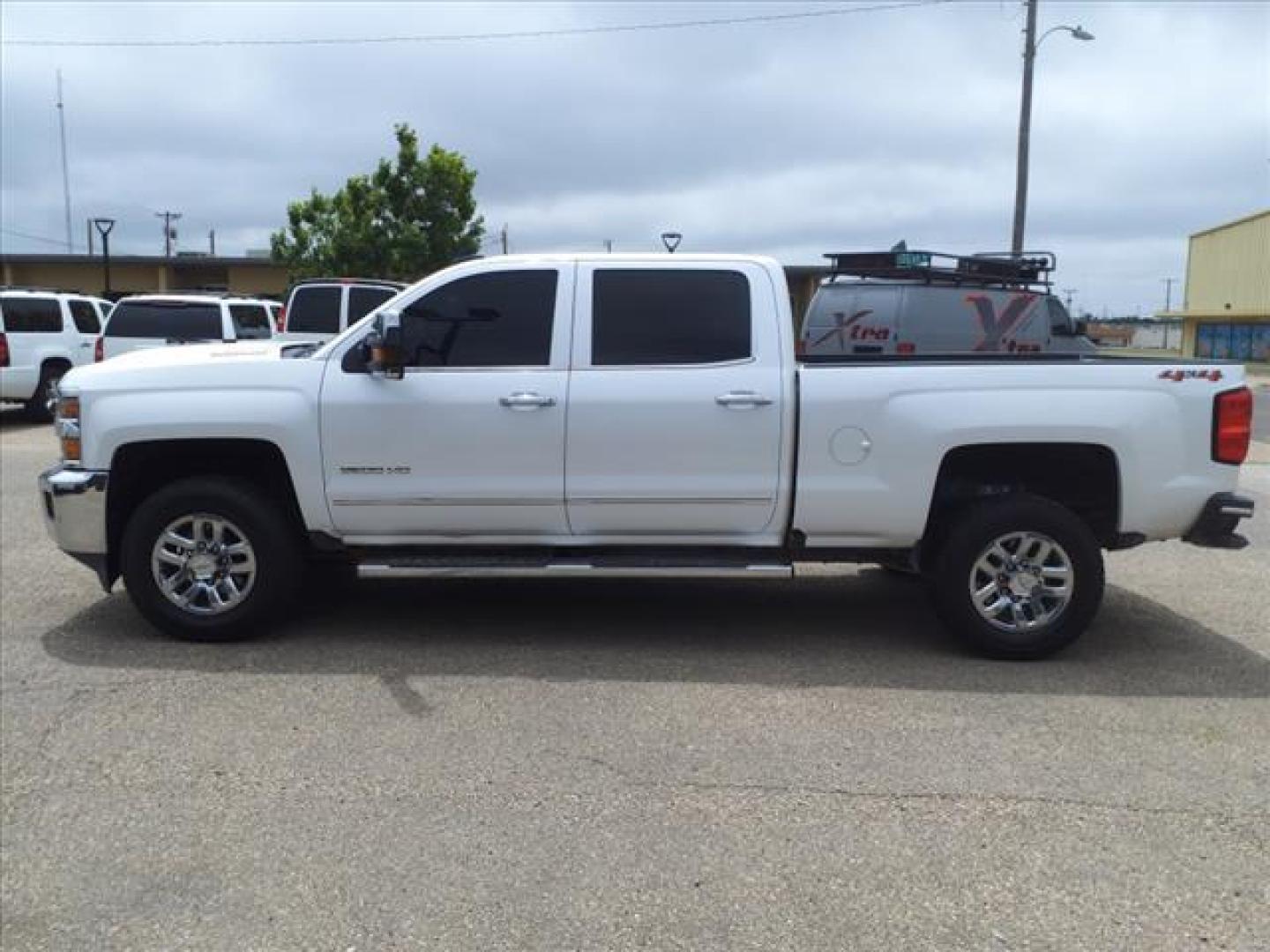 2019 Iridescent Pearl Tricoat Chevrolet Silverado 2500HD LTZ (1GC1KTEYXKF) with an 6.6L Duramax 6.6L Biodiesel Turbo V8 445hp 910ft. lbs. Common Rail Direct Injection engine, Allison 1000 6-Speed Shiftable Automatic transmission, located at 1401 N. Hobart, Pampa, TX, 79065, (806) 665-9872, 35.549953, -100.975098 - Photo#4