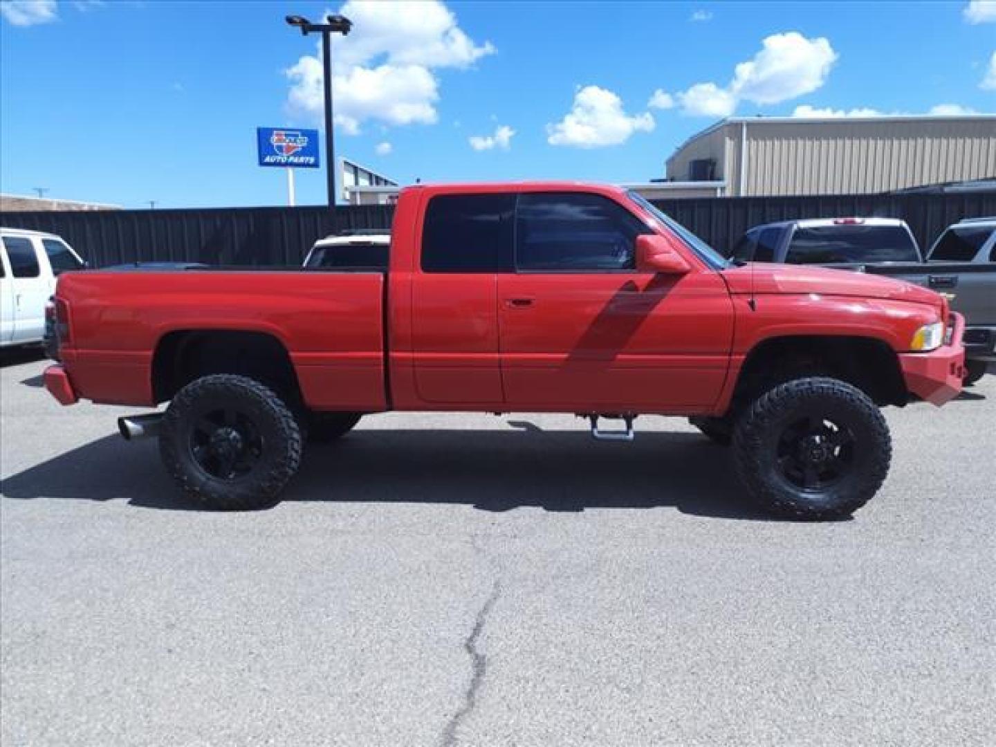 2001 Red Dodge Ram 2500 SLT (1B7KF23671J) with an 5.9L Cummins 5.9L Diesel Turbo I6 235hp 460ft. lbs. Direct Injection engine, 4-Speed Automatic transmission, located at 1401 N. Hobart, Pampa, TX, 79065, (806) 665-9872, 35.549953, -100.975098 - Photo#2