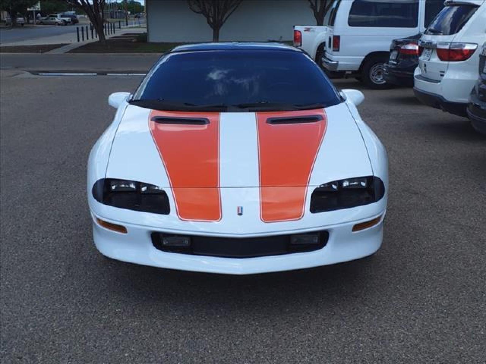 1994 Arctic White Chevrolet Camaro Z28 (2G1FP22P1R2) with an 5.7L 5L NA V8 overhead valves (OHV) 16V Fuel Injected engine, Automatic transmission, located at 1401 N. Hobart, Pampa, TX, 79065, (806) 665-9872, 35.549953, -100.975098 - Photo #1