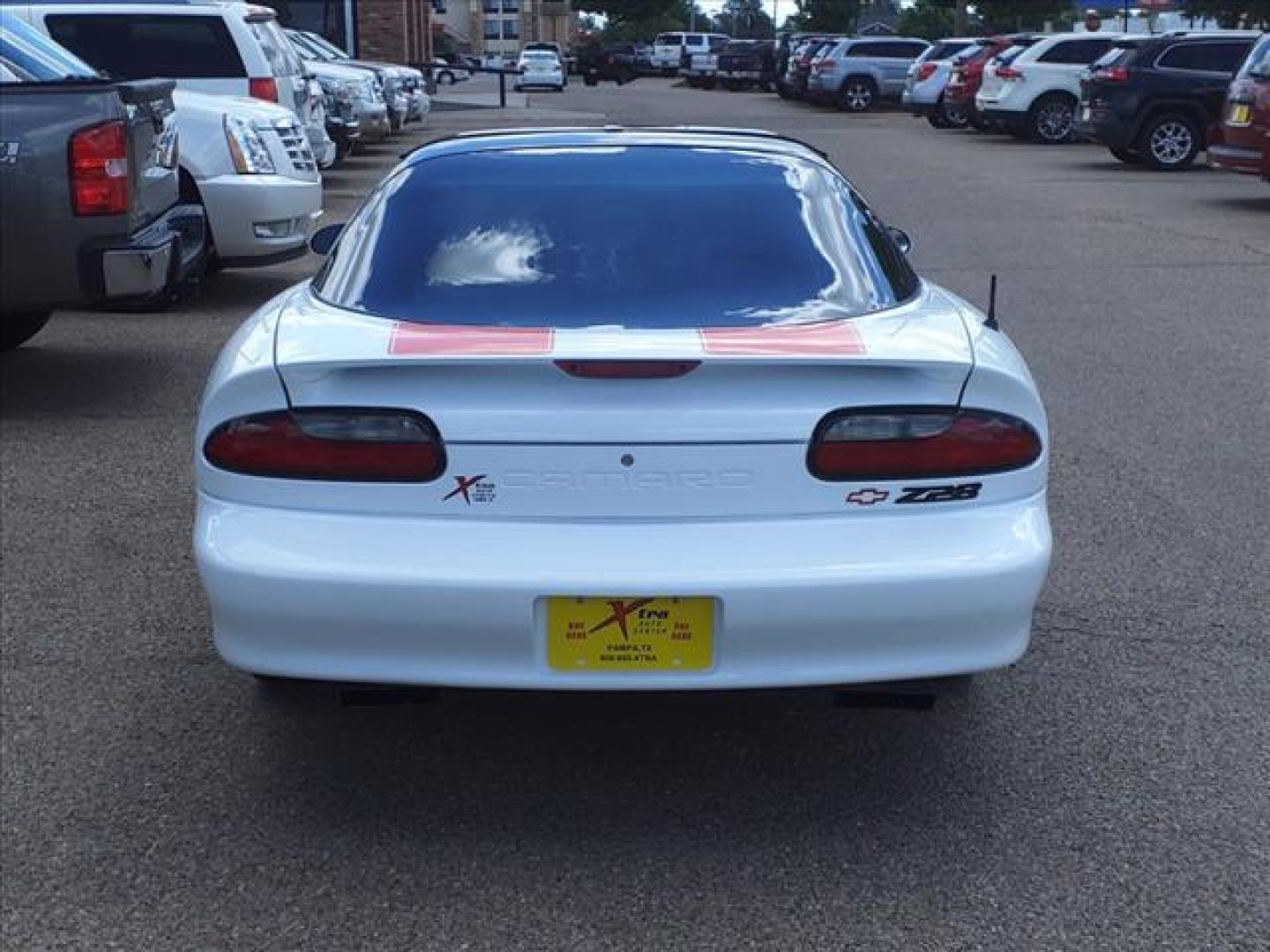 1994 Arctic White Chevrolet Camaro Z28 (2G1FP22P1R2) with an 5.7L 5L NA V8 overhead valves (OHV) 16V Fuel Injected engine, Automatic transmission, located at 1401 N. Hobart, Pampa, TX, 79065, (806) 665-9872, 35.549953, -100.975098 - Photo#3