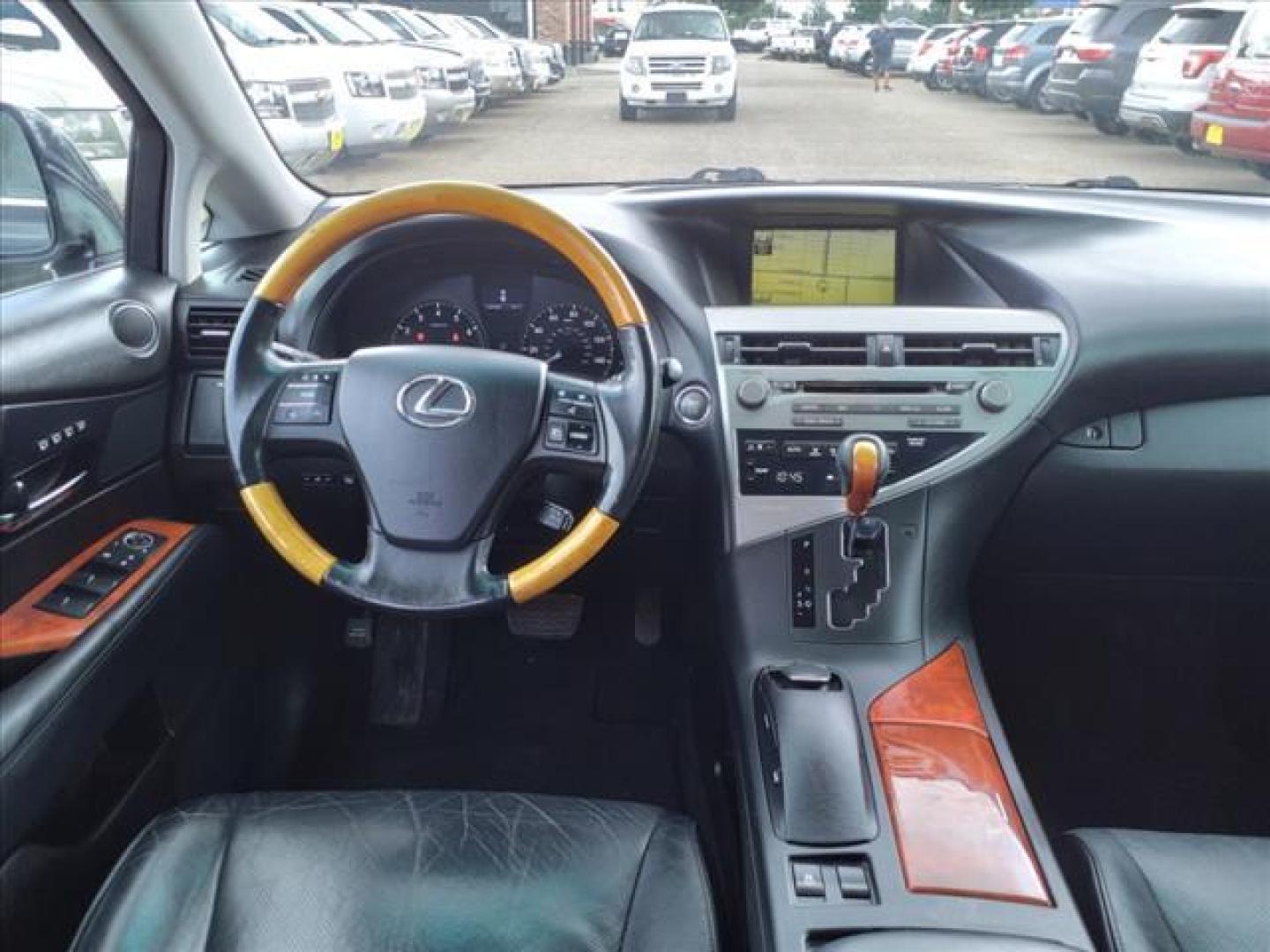 2010 Black Sapphire Pearl Lexus RX 350 Base (2T2ZK1BAXAC) with an 3.5L 3.5L V6 275hp 257ft. lbs. Sequential Multiport Fuel Injection engine, 6-Speed Shiftable Automatic transmission, located at 1401 N. Hobart, Pampa, TX, 79065, (806) 665-9872, 35.549953, -100.975098 - Photo#10