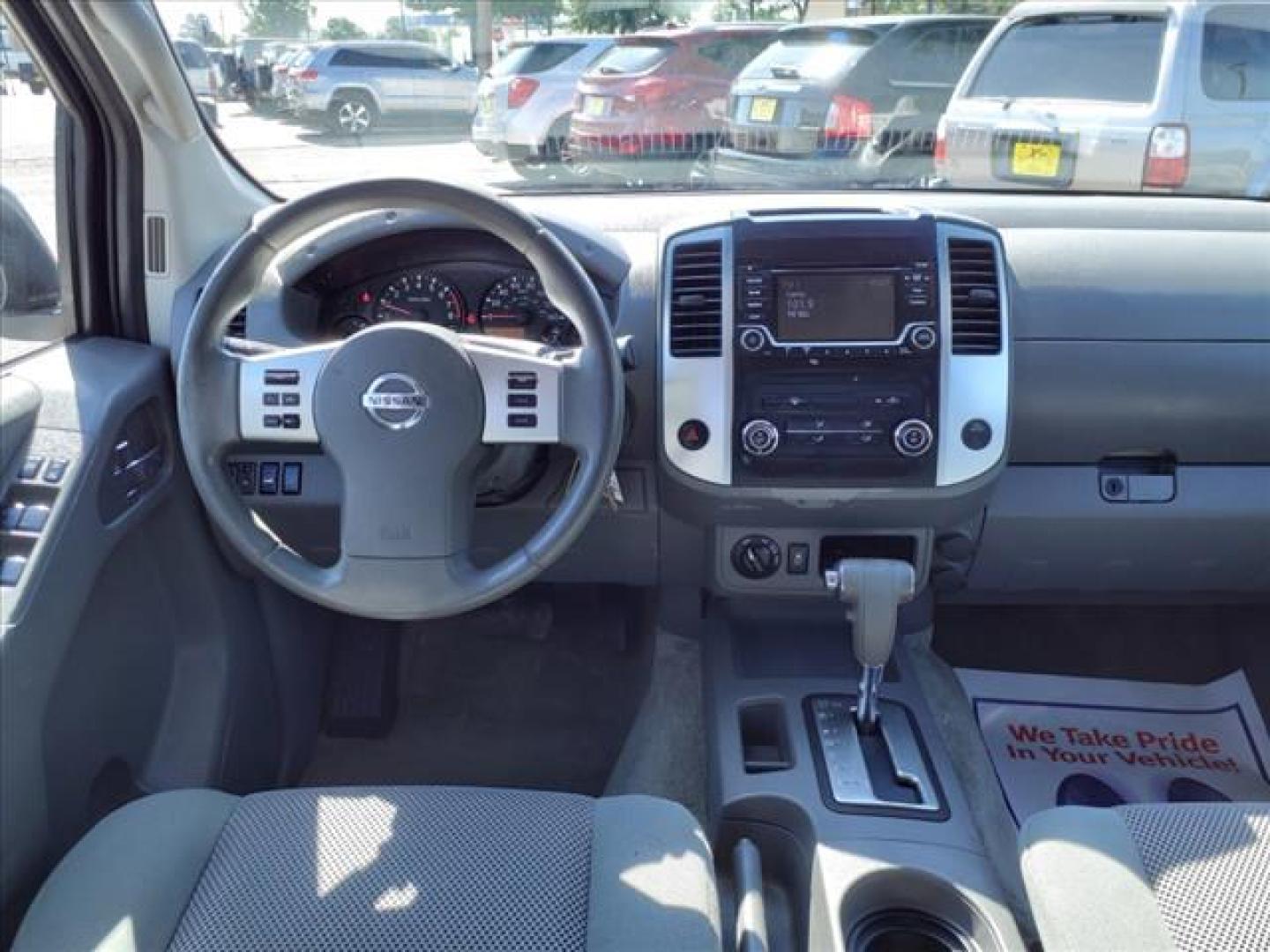 2015 Brilliant Silver Nissan Frontier SV (1N6AD0EV8FN) with an 4.0L 4.0L V6 261hp 281ft. lbs. Fuel Injected engine, 5-Speed Automatic transmission, located at 1401 N. Hobart, Pampa, TX, 79065, (806) 665-9872, 35.549953, -100.975098 - Photo#10