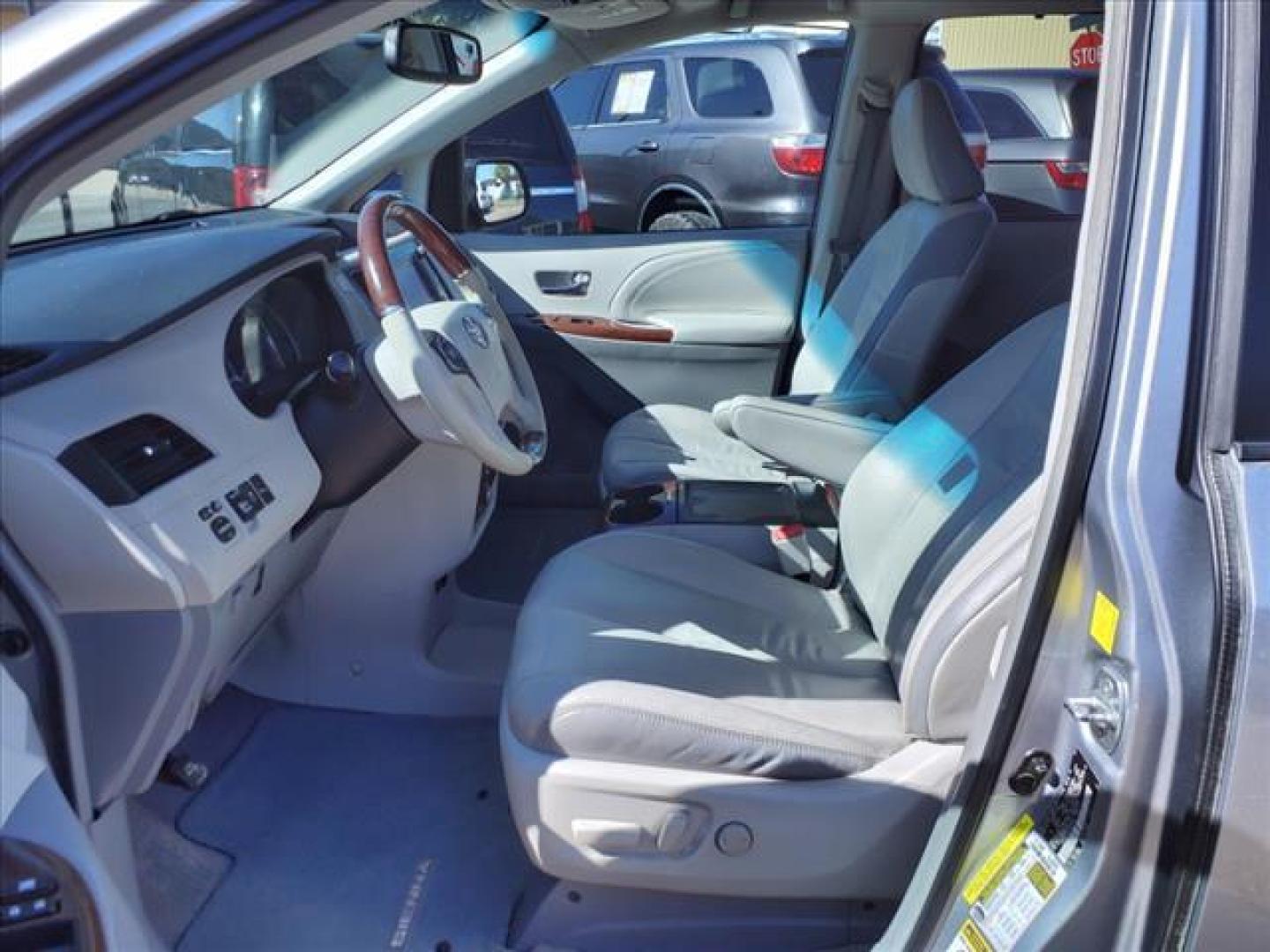 2011 Silver Sky Metallic Toyota Sienna Limited 7-Passenger (5TDYK3DC4BS) with an 3.5L 3.5L V6 266hp 245ft. lbs. Sequential Multiport Fuel Injection engine, 6-Speed Shiftable Automatic transmission, located at 1401 N. Hobart, Pampa, TX, 79065, (806) 665-9872, 35.549953, -100.975098 - Photo#13