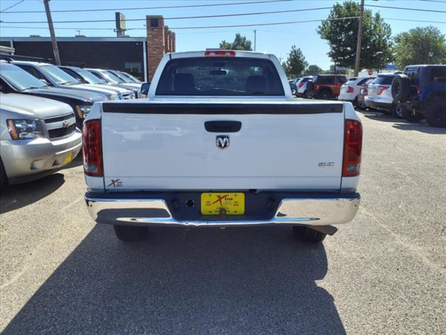 2006 Bright White Clearcoat Dodge Ram 1500 SLT (1D7HA16N26J) with an 4.7L 4.7L V8 235hp 300ft. lbs. Fuel Injected engine, 5-Speed Automatic transmission, located at 1401 N. Hobart, Pampa, TX, 79065, (806) 665-9872, 35.549953, -100.975098 - Photo#3