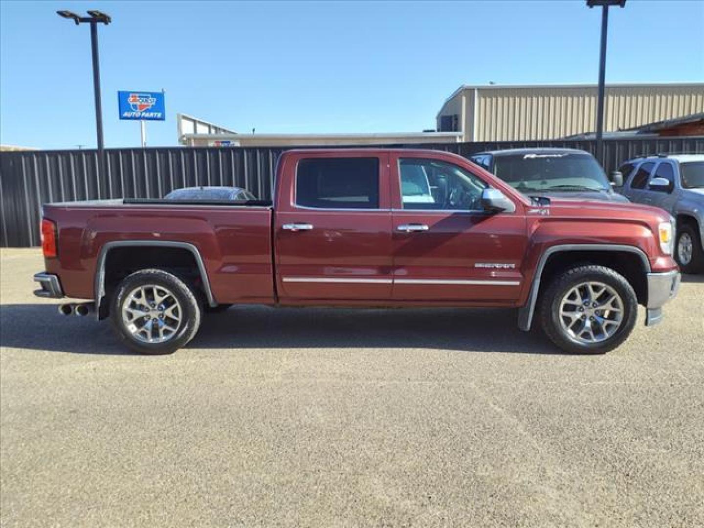 2014 Sonoma Red Metallic GMC Sierra 1500 SLT (3GTU2VEJ0EG) with an 6.2L EcoTec3 6.2L V8 420hp 460ft. lbs. Direct Injection engine, 6-Speed Shiftable Automatic w/Overdrive transmission, located at 1401 N. Hobart, Pampa, TX, 79065, (806) 665-9872, 35.549953, -100.975098 - Photo#2