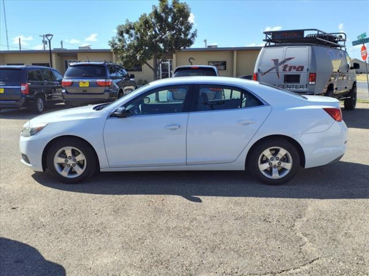 2015 Summit White Chevrolet Malibu LS Fleet (1G11A5SL6FF) with an 2.5L Ecotec 2.5L I4 196hp 191ft. lbs. Direct Injection engine, 6-Speed Shiftable Automatic w/Overdrive transmission, located at 1401 N. Hobart, Pampa, TX, 79065, (806) 665-9872, 35.549953, -100.975098 - Photo#3