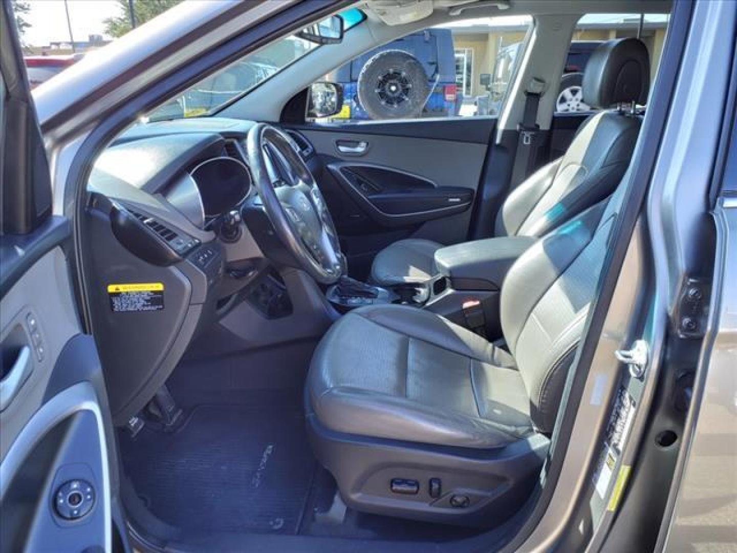 2014 Mineral Gray Hyundai SANTA FE Sport 2.4L (5XYZU3LB7EG) with an 2.4L 2.4L I4 190hp 181ft. lbs. Direct Injection engine, 6-Speed Shiftable Automatic transmission, located at 1401 N. Hobart, Pampa, TX, 79065, (806) 665-9872, 35.549953, -100.975098 - Photo#13