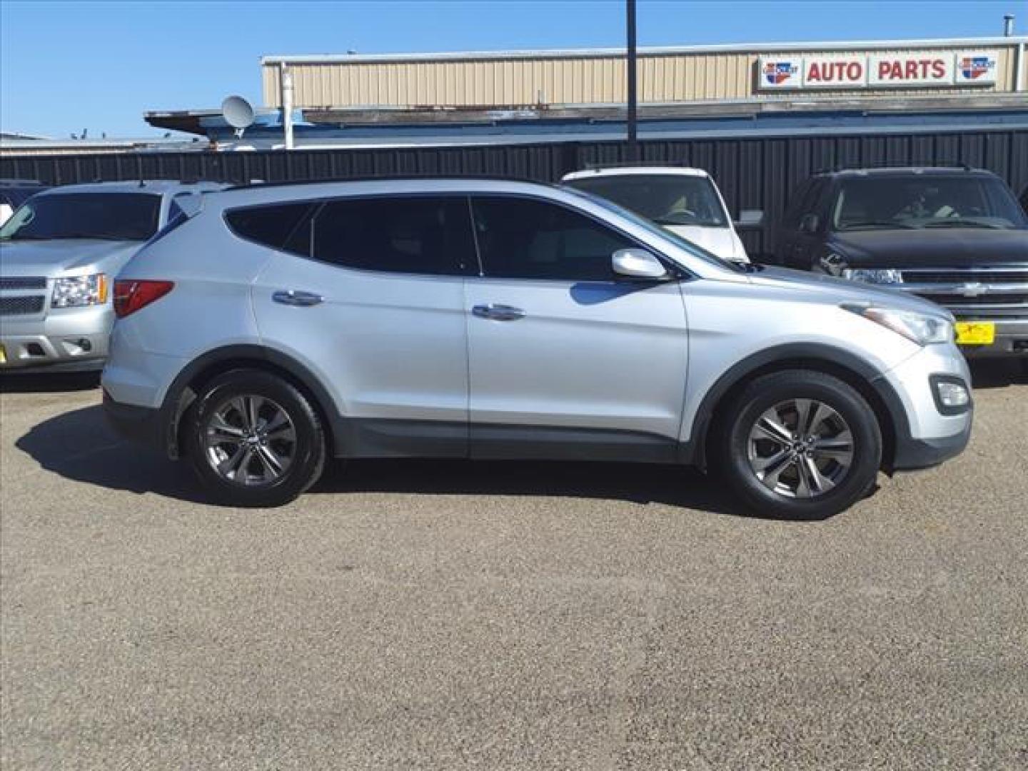 2014 Moonstone Silver Hyundai SANTA FE Sport 2.4L (5XYZU3LB3EG) with an 2.4L 2.4L I4 190hp 181ft. lbs. Direct Injection engine, 6-Speed Shiftable Automatic transmission, located at 1401 N. Hobart, Pampa, TX, 79065, (806) 665-9872, 35.549953, -100.975098 - Photo#2