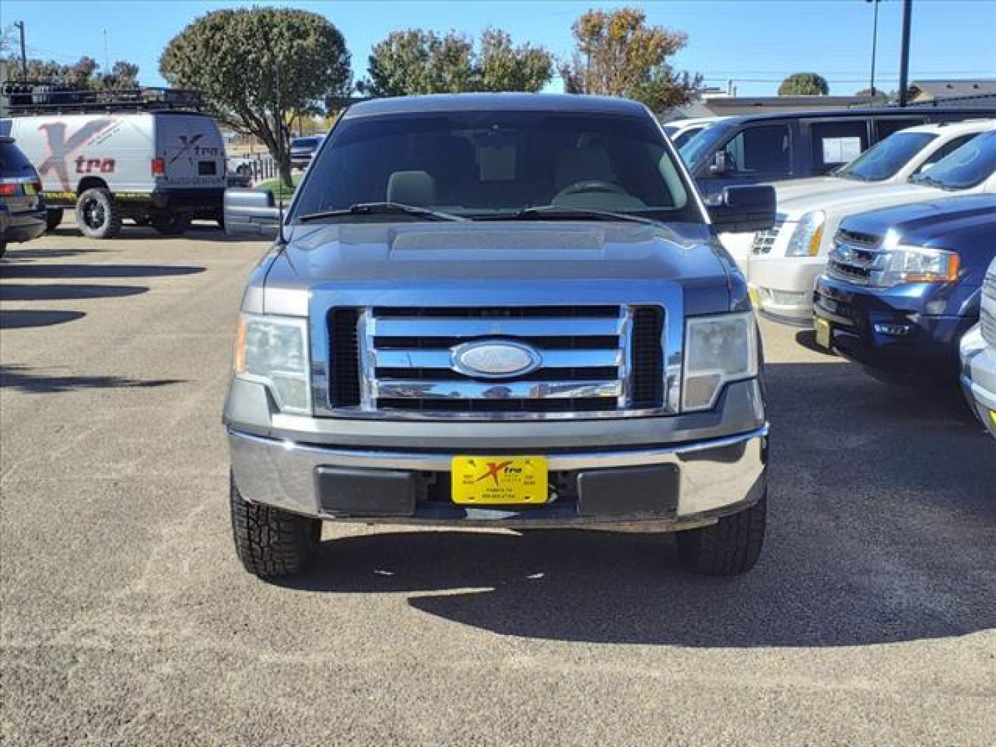 2009 Sterling Grey Clearcoat Metallic Uj Ford F-150 XLT (1FTRW12809F) with an 4.6L 4.6L 3V V8 292hp 320ft. lbs. Sequential Multiport Fuel Injection engine, 6-Speed Automatic transmission, located at 1401 N. Hobart, Pampa, TX, 79065, (806) 665-9872, 35.549953, -100.975098 - Photo#1