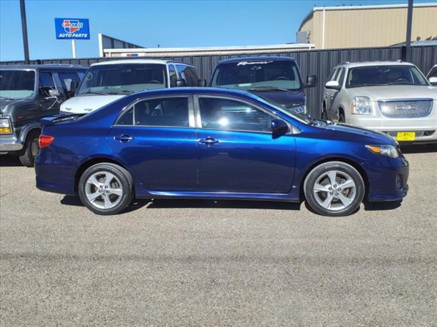 2012 Nautical Blue Metallic 8s6 Toyota Corolla S (5YFBU4EE9CP) with an 1.8L 1.8L I4 132hp 128ft. lbs. Sequential Multiport Fuel Injection engine, 4-Speed Automatic transmission, located at 1401 N. Hobart, Pampa, TX, 79065, (806) 665-9872, 35.549953, -100.975098 - Photo#2