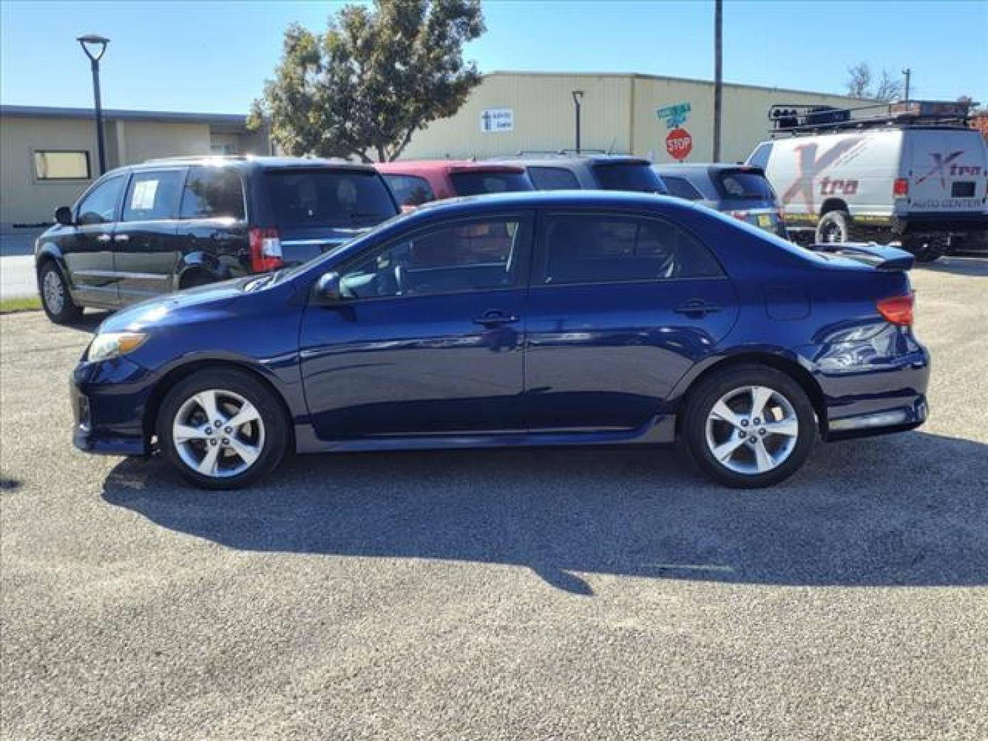 2012 Nautical Blue Metallic 8s6 Toyota Corolla S (5YFBU4EE9CP) with an 1.8L 1.8L I4 132hp 128ft. lbs. Sequential Multiport Fuel Injection engine, 4-Speed Automatic transmission, located at 1401 N. Hobart, Pampa, TX, 79065, (806) 665-9872, 35.549953, -100.975098 - Photo#4