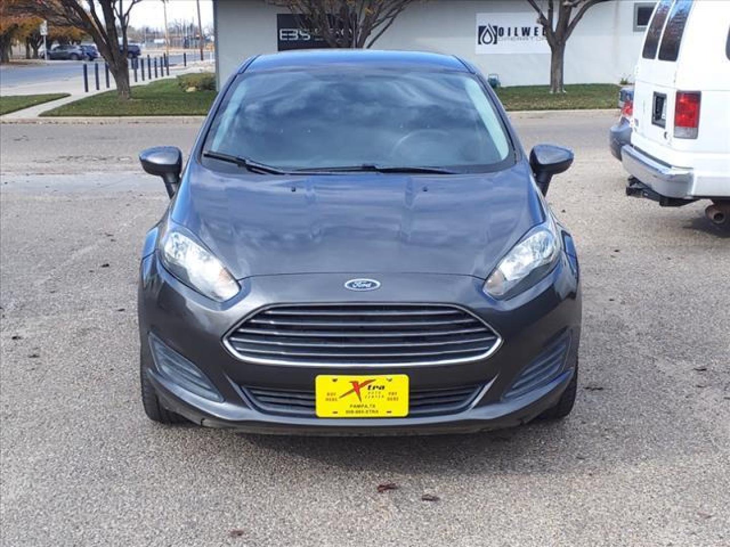 2019 Magnetic J7 Ford Fiesta SE (3FADP4EJ1KM) with an 1.6L 1.6L I4 120hp 112ft. lbs. Sequential Multiport Fuel Injection engine, 6-Speed Double Clutch transmission, located at 1401 N. Hobart, Pampa, TX, 79065, (806) 665-9872, 35.549953, -100.975098 - Photo#1