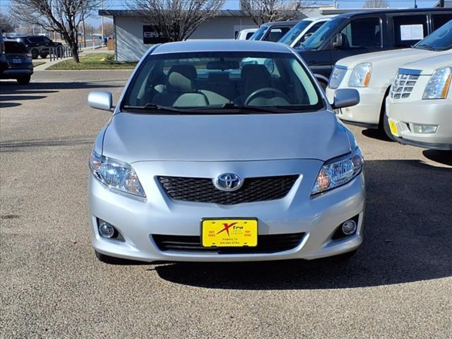 2010 Classic Silver Metallic 1f7 Toyota Corolla LE (2T1BU4EE7AC) with an 1.8L 1.8L I4 132hp 128ft. lbs. Sequential Multiport Fuel Injection engine, 4-Speed Automatic transmission, located at 1401 N. Hobart, Pampa, TX, 79065, (806) 665-9872, 35.549953, -100.975098 - Photo#1