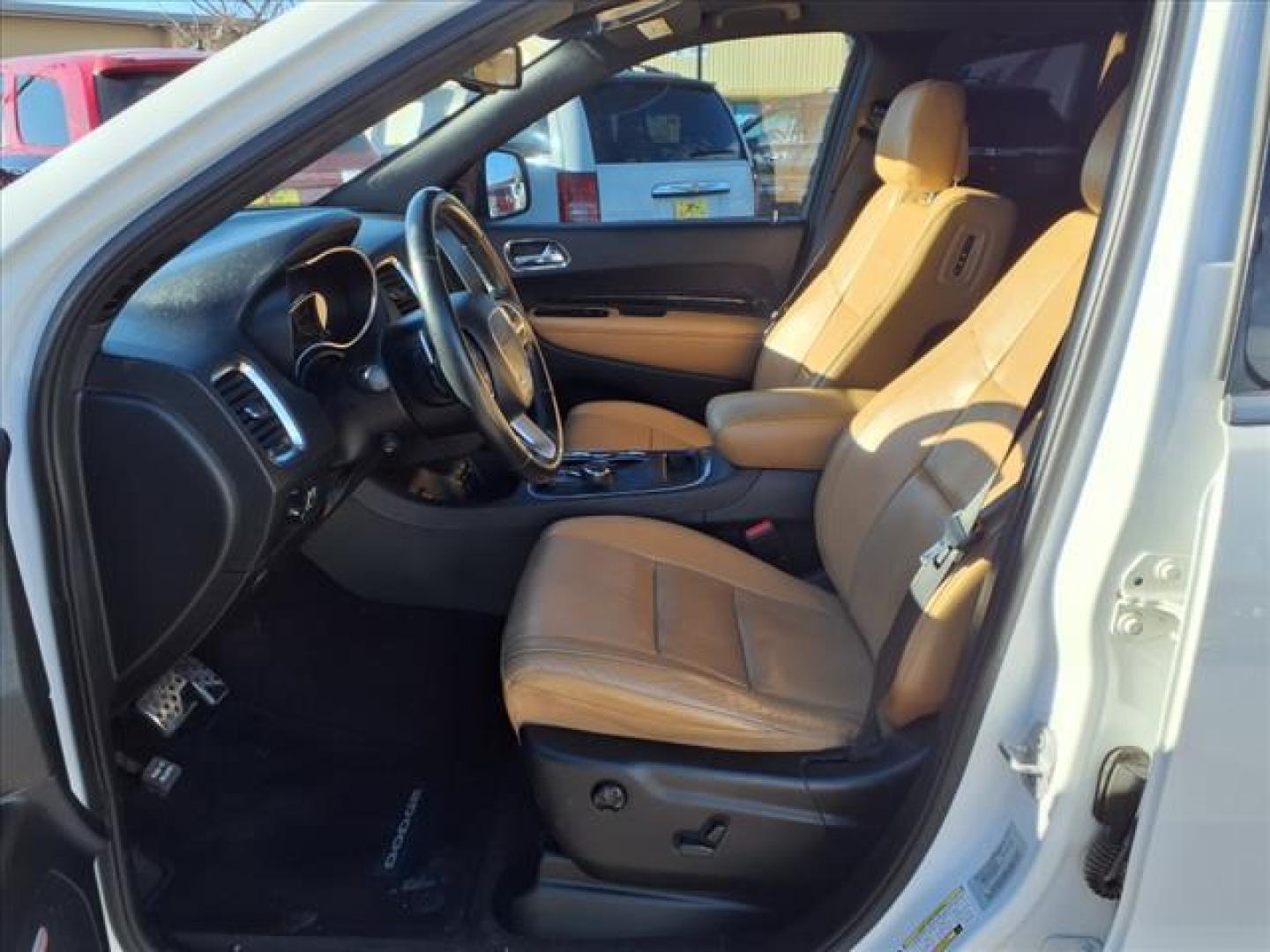 2016 Ivory White Tri-Coat Pearl Pwd Dodge Durango Citadel Anodized Platinum (1C4RDHEG5GC) with an 3.6L Pentastar 3.6L V6 295hp 260ft. lbs. Sequential Multiport Fuel Injection engine, 8-Speed Shiftable Automatic transmission, located at 1401 N. Hobart, Pampa, TX, 79065, (806) 665-9872, 35.549953, -100.975098 - Photo#12