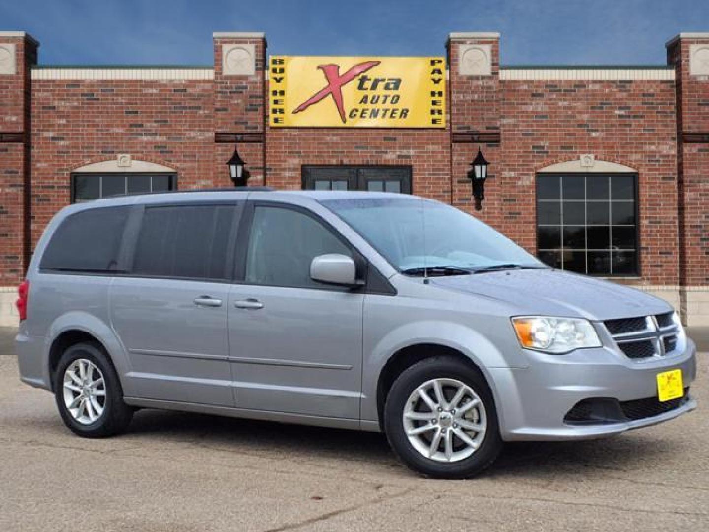 2015 Billet Silver Metallic Clear Coat Psc Dodge Grand Caravan SXT (2C4RDGCG2FR) with an 3.6L Pentastar 3.6L Flex Fuel V6 283hp 260ft. lbs. Sequential Multiport Fuel Injection engine, 6-Speed Shiftable Automatic transmission, located at 1401 N. Hobart, Pampa, TX, 79065, (806) 665-9872, 35.549953, -100.975098 - Photo#0