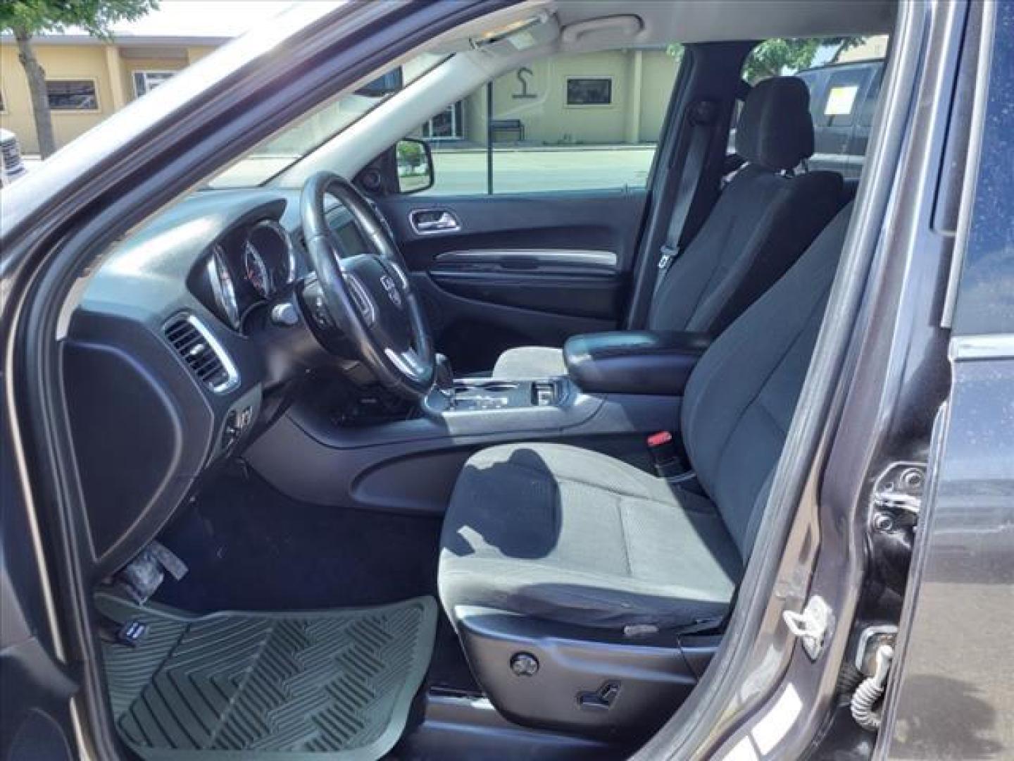 2013 Brilliant Black Crystal Pearl Coat Dodge Durango SXT (1C4RDJAG1DC) with an 3.6L 3.6L V6 280hp 260ft. lbs. Sequential Multiport Fuel Injection engine, 5-Speed Automatic transmission, located at 1401 N. Hobart, Pampa, TX, 79065, (806) 665-9872, 35.549953, -100.975098 - Photo#10