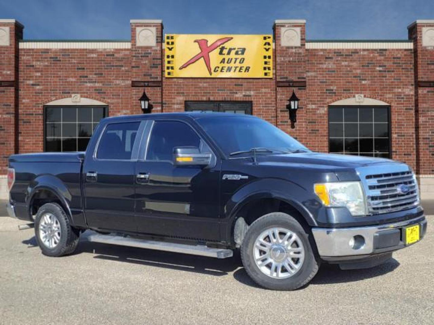 2013 Tuxedo Black Metallic Ford F-150 Lariat (1FTFW1CF7DK) with an 5.0L 5.0L Flex Fuel V8 360hp 380ft. lbs. Sequential Multiport Fuel Injection engine, 6-Speed Shiftable Automatic transmission, located at 1401 N. Hobart, Pampa, TX, 79065, (806) 665-9872, 35.549953, -100.975098 - Photo#0