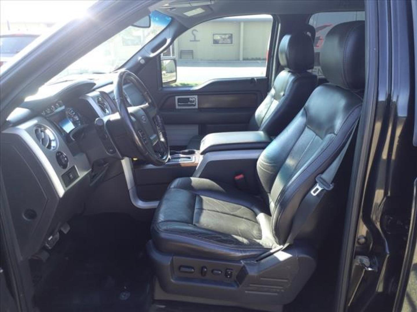 2013 Tuxedo Black Metallic Ford F-150 Lariat (1FTFW1CF7DK) with an 5.0L 5.0L Flex Fuel V8 360hp 380ft. lbs. Sequential Multiport Fuel Injection engine, 6-Speed Shiftable Automatic transmission, located at 1401 N. Hobart, Pampa, TX, 79065, (806) 665-9872, 35.549953, -100.975098 - Photo#13