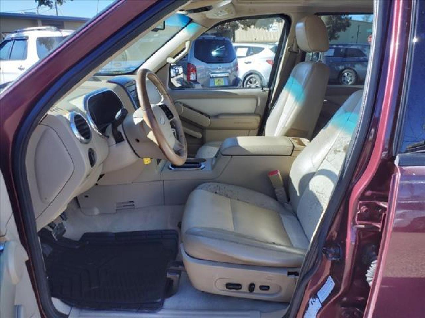 2006 Dark Cherry Clearcoat Metallic Hh Ford Explorer Limited (1FMEU65856U) with an 4.6L 4L NA V8 single overhead cam (SOHC) 24V Fuel Injected engine, 6-Speed Automatic transmission, located at 1401 N. Hobart, Pampa, TX, 79065, (806) 665-9872, 35.549953, -100.975098 - Photo#10