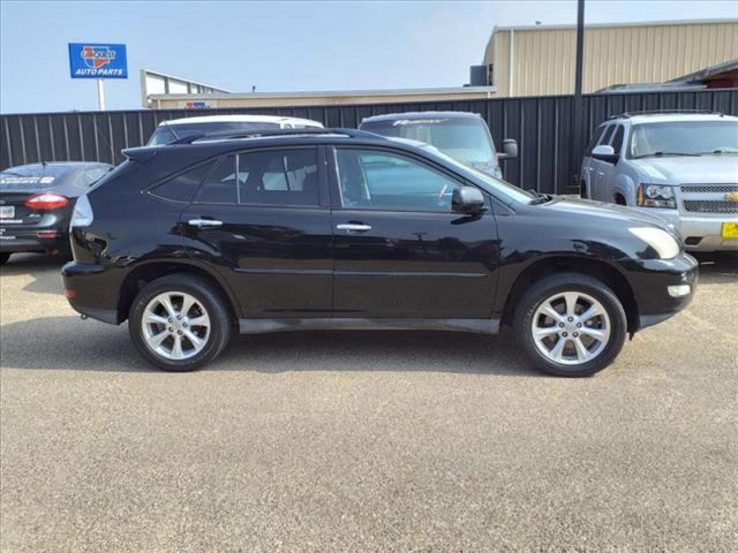 2009 Obsidian Lexus RX 350 Base (2T2HK31U69C) with an 3.5L 3.5L V6 270hp 251ft. lbs. Sequential Multiport Fuel Injection engine, 5-Speed Automatic transmission, located at 1401 N. Hobart, Pampa, TX, 79065, (806) 665-9872, 35.549953, -100.975098 - Photo#2