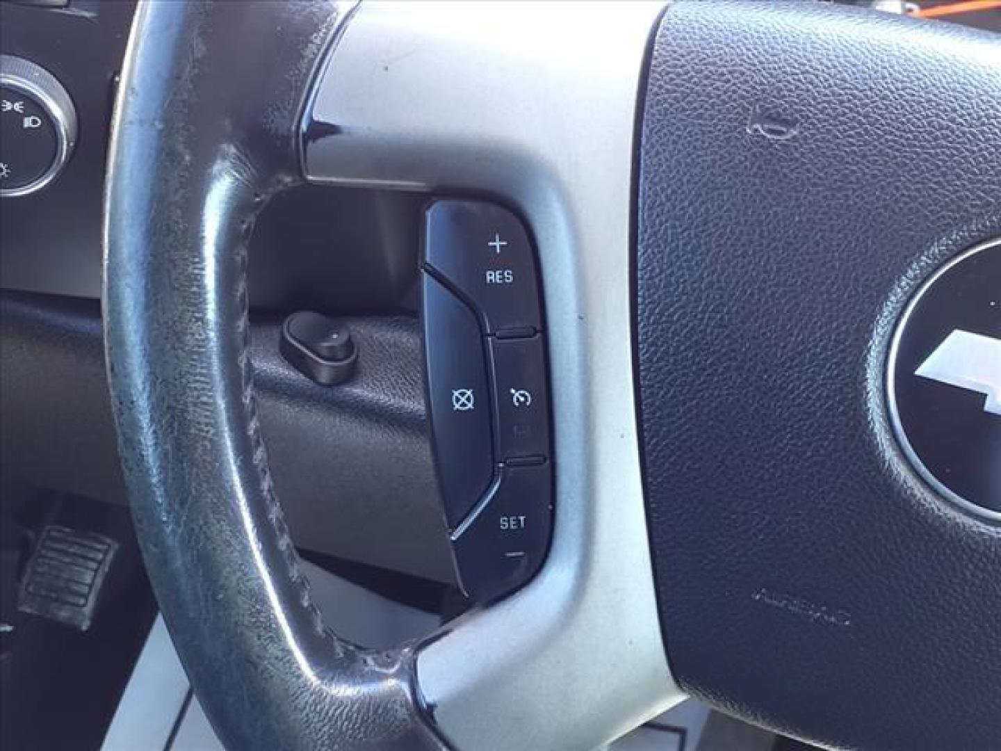 2013 Black Chevrolet Silverado 1500 LT (3GCPKSE27DG) with an 6.2L Vortec 6.2L Flex Fuel V8 Sequential-Port F.I. engine, 6-Speed Shiftable Automatic transmission, located at 1401 N. Hobart, Pampa, TX, 79065, (806) 665-9872, 35.549953, -100.975098 - Photo#7