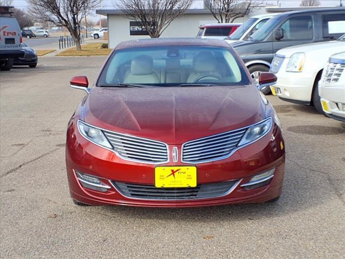 2014 Sunset Metallic D7 Lincoln MKZ Base (3LN6L2GK5ER) with an 3.7L 3.7L V6 300hp 277ft. lbs. Sequential Multiport Fuel Injection engine, 6-Speed Shiftable Automatic transmission, located at 1401 N. Hobart, Pampa, TX, 79065, (806) 665-9872, 35.549953, -100.975098 - Photo#1