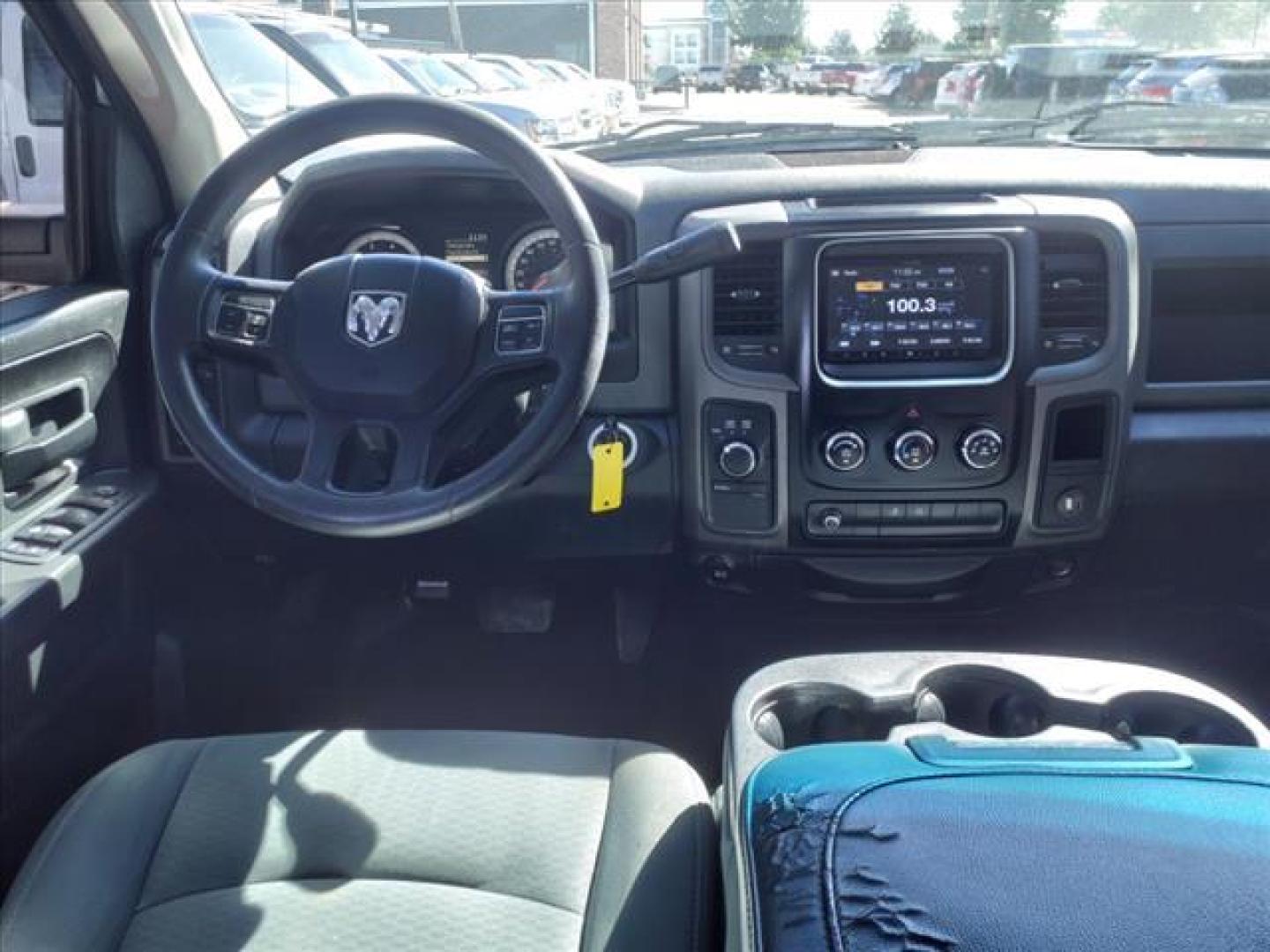 2013 Bright White Clear Coat RAM 1500 Tradesman (1C6RR7ST5DS) with an 5.7L HEMI 5.7L V8 395hp 407ft. lbs. Sequential Multiport Fuel Injection engine, 6-Speed Automatic transmission, located at 1401 N. Hobart, Pampa, TX, 79065, (806) 665-9872, 35.549953, -100.975098 - Photo#10