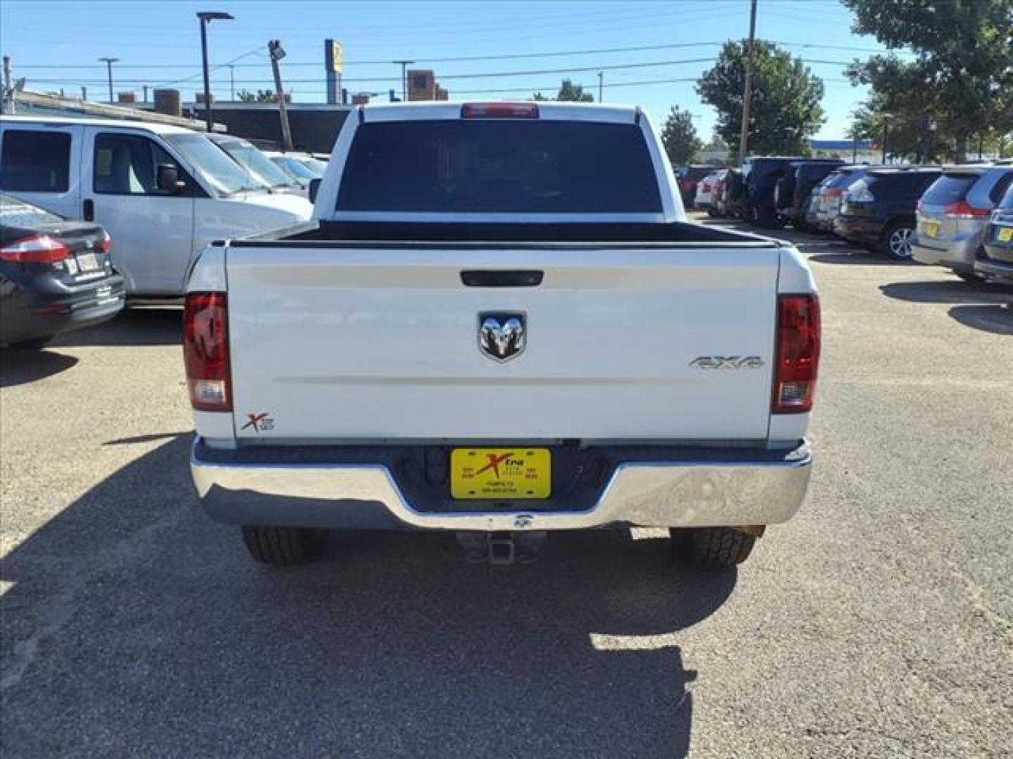 2013 Bright White Clear Coat RAM 1500 Tradesman (1C6RR7ST5DS) with an 5.7L HEMI 5.7L V8 395hp 407ft. lbs. Sequential Multiport Fuel Injection engine, 6-Speed Automatic transmission, located at 1401 N. Hobart, Pampa, TX, 79065, (806) 665-9872, 35.549953, -100.975098 - Photo#3