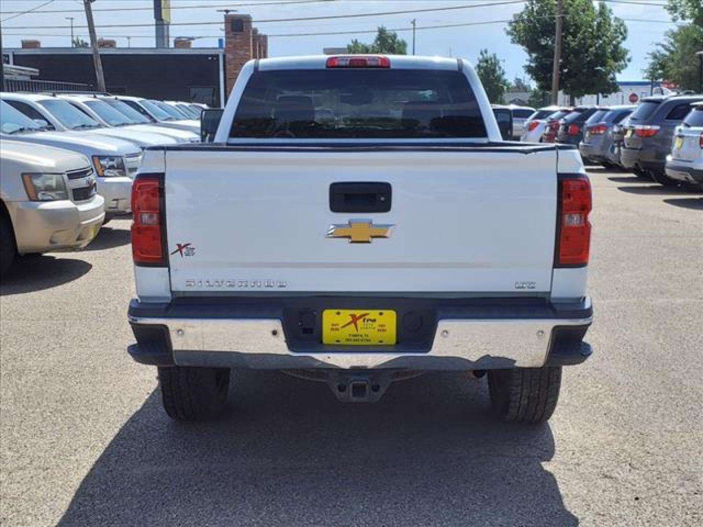 2017 Summit White Chevrolet Silverado 2500HD LTZ (1GC1KWEY7HF) with an 6.6L Duramax 6.6L Biodiesel Turbo V8 445hp 910ft. lbs. Common Rail Direct Injection engine, Allison 1000 6-Speed Shiftable Automatic transmission, located at 1401 N. Hobart, Pampa, TX, 79065, (806) 665-9872, 35.549953, -100.975098 - Photo#3