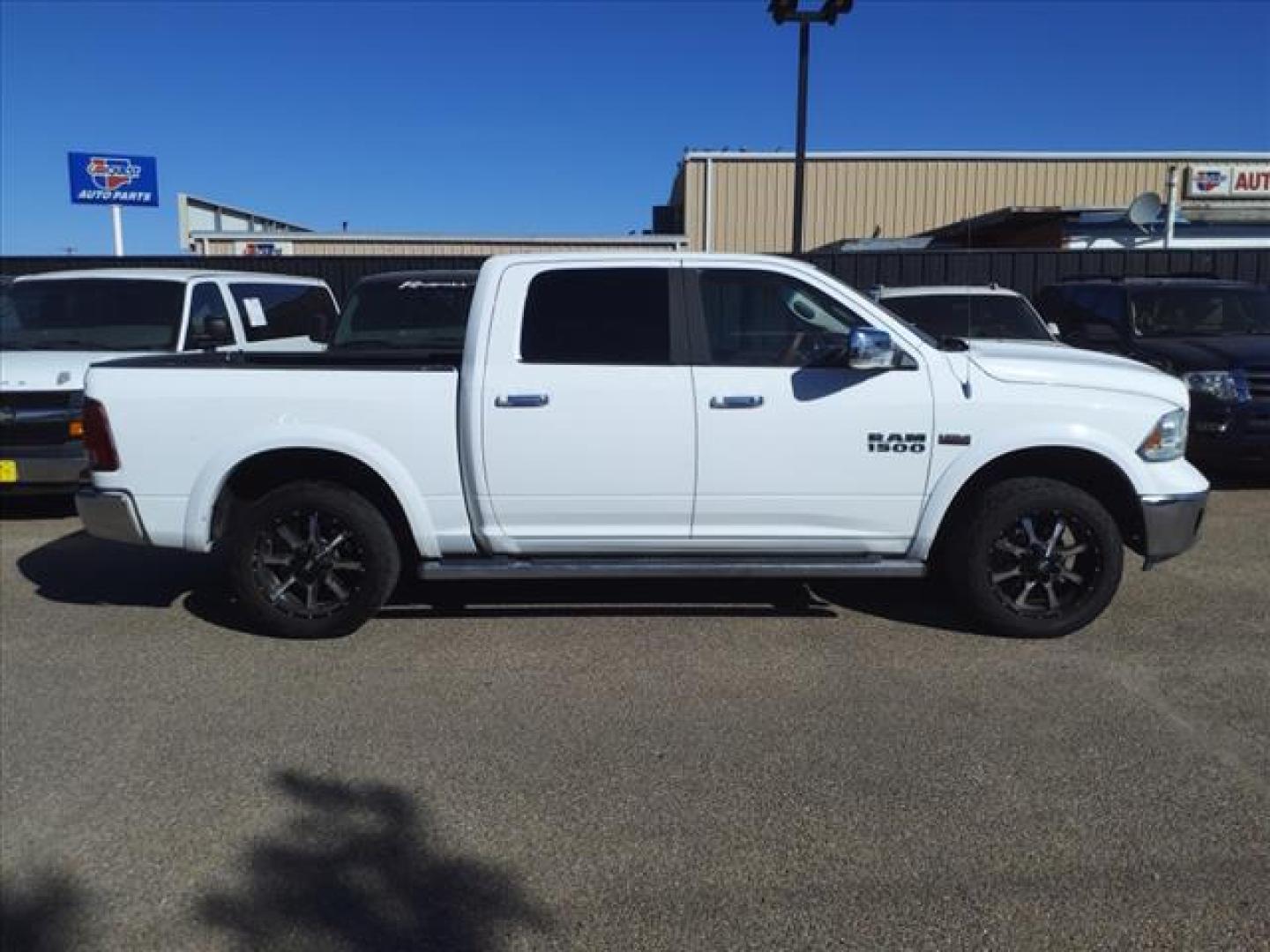 2013 White RAM 1500 Laramie (1C6RR7NT6DS) with an 5.7L HEMI 5.7L V8 395hp 407ft. lbs. Sequential Multiport Fuel Injection engine, 8-Speed Shiftable Automatic transmission, located at 1401 N. Hobart, Pampa, TX, 79065, (806) 665-9872, 35.549953, -100.975098 - Photo#2